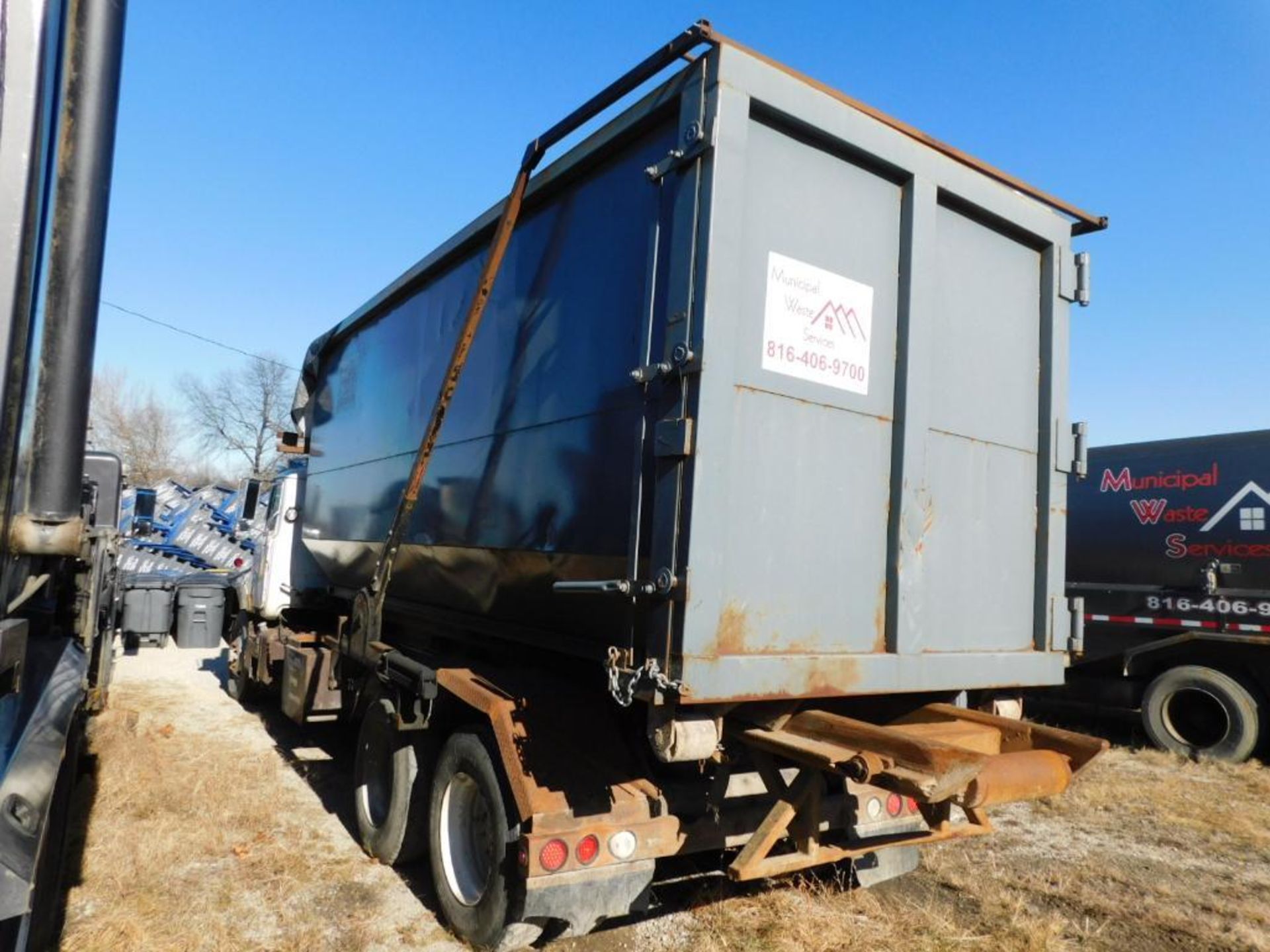 1995 Mack T. A. Roll Off Truck Model DM690S, VIN 1M2B209C65M015576, 1995 Galbreath 60,000 Lb. - Image 18 of 30