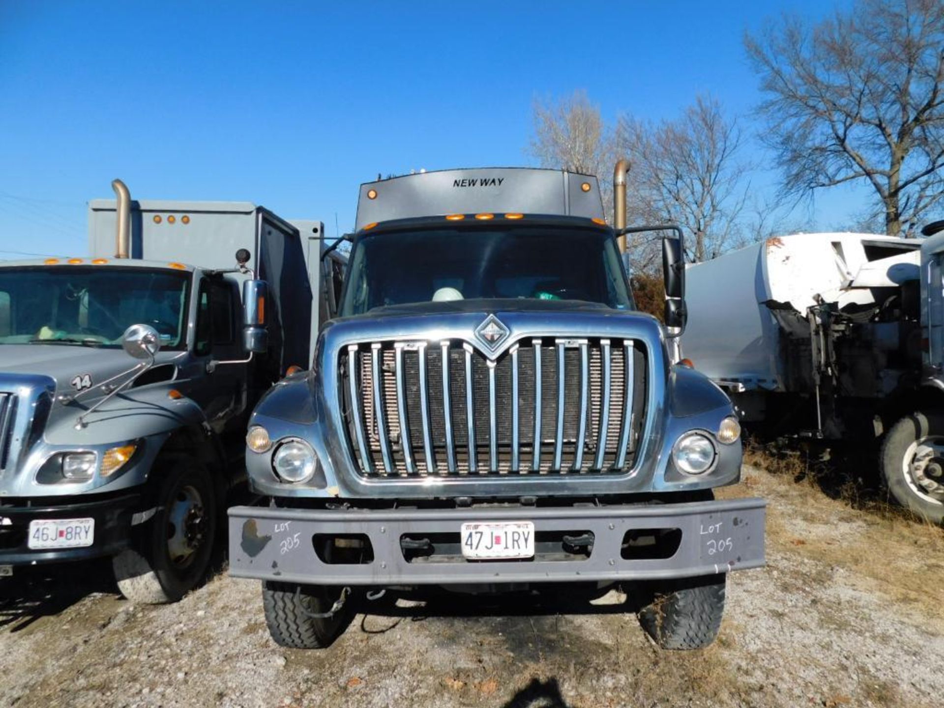 2008 International T. A. Rear Loader Garbage Truck Model 7400 SBA6X4, VIN 1HTWGAAT88J676533, Max - Image 4 of 16