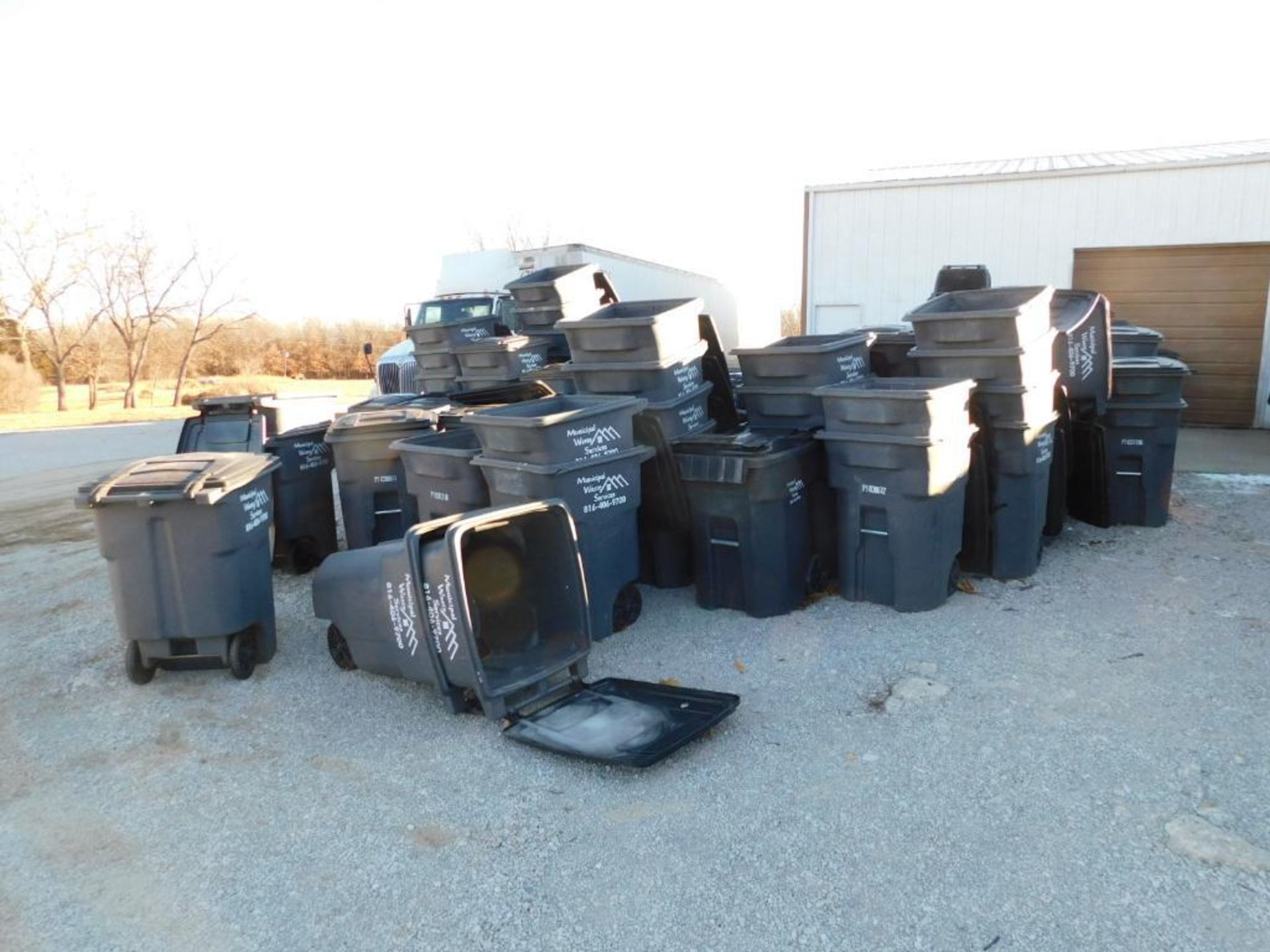 LOT: (100) Assorted Toter, Toter Recycling, Otto, SSI Schaeffer Portable Two Wheel Carts Garbage & R - Image 67 of 79