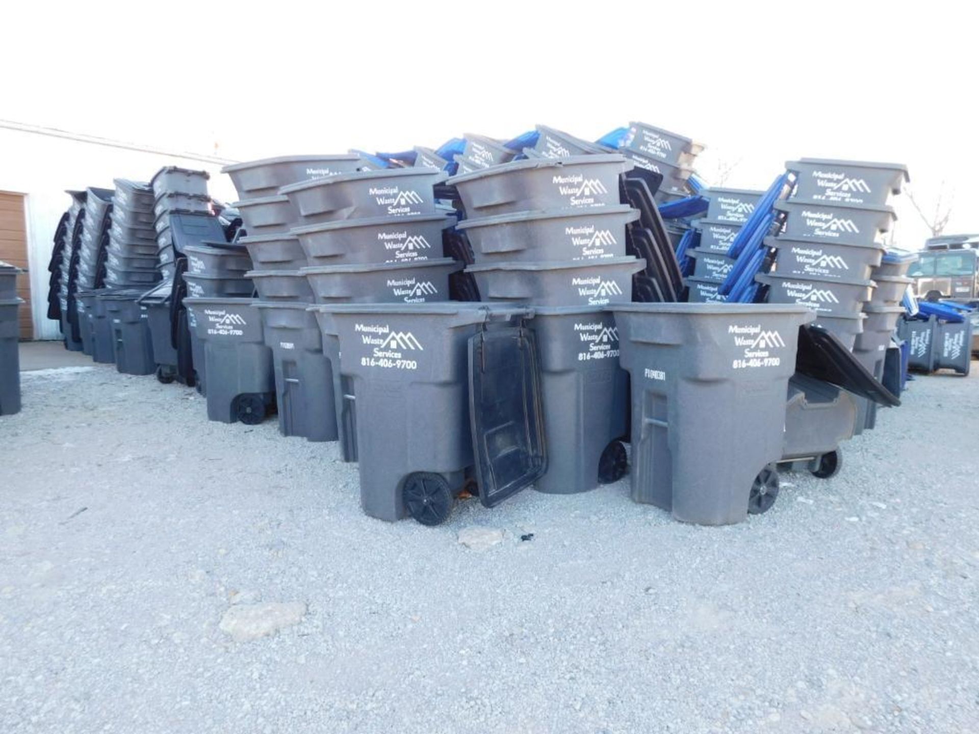 LOT: (100) Assorted Toter, Toter Recycling, Otto, SSI Schaeffer Portable Two Wheel Carts Garbage & R - Image 68 of 79