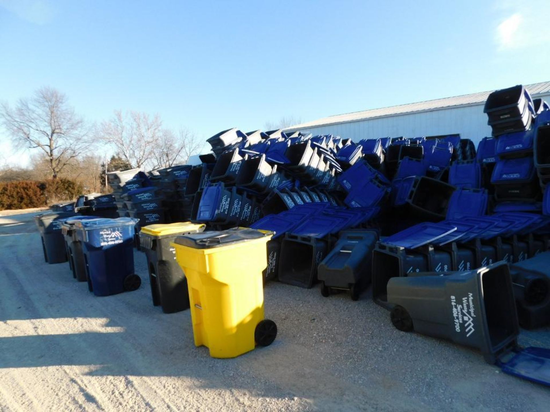 LOT: (100) Assorted Toter, Toter Recycling, Otto, SSI Schaeffer Portable Two Wheel Carts Garbage & R - Image 71 of 79