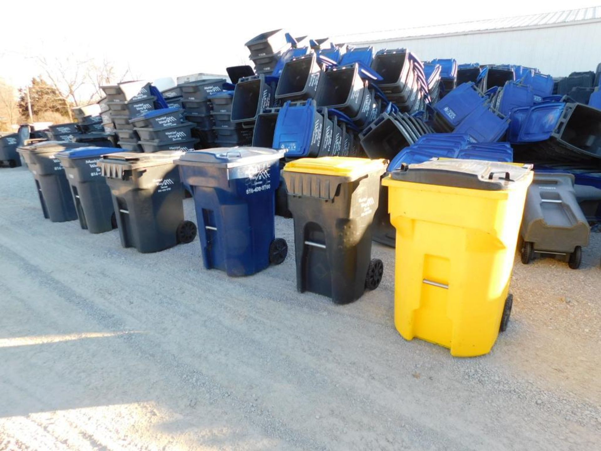 LOT: (100) Assorted Toter, Toter Recycling, Otto, SSI Schaeffer Portable Two Wheel Carts Garbage & R - Image 43 of 79