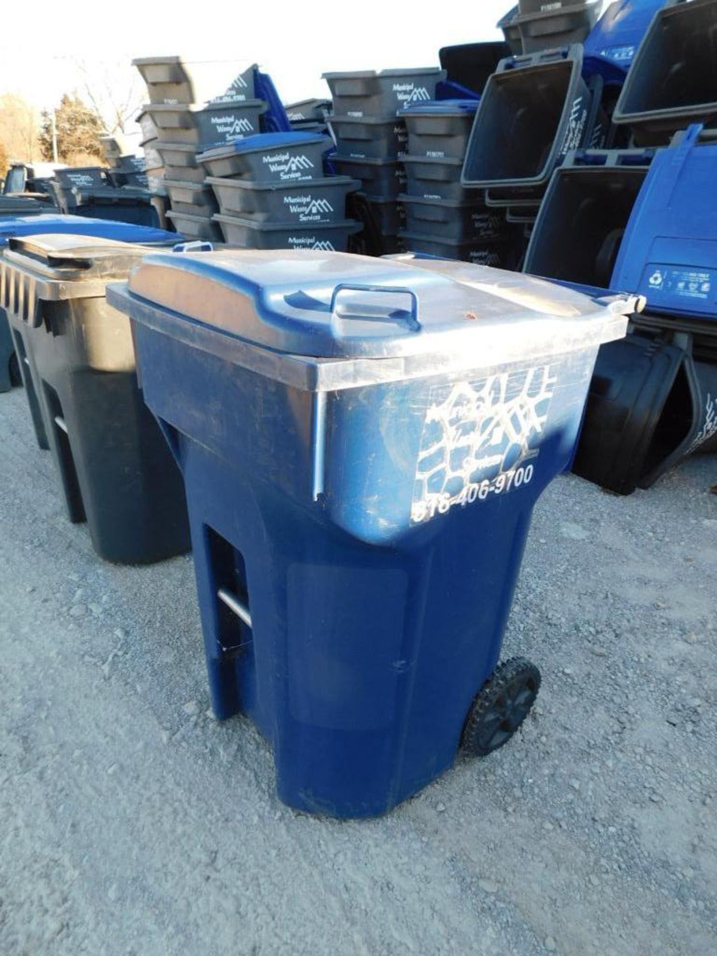 LOT: (100) Assorted Toter, Toter Recycling, Otto, SSI Schaeffer Portable Two Wheel Carts Garbage & R - Image 56 of 79