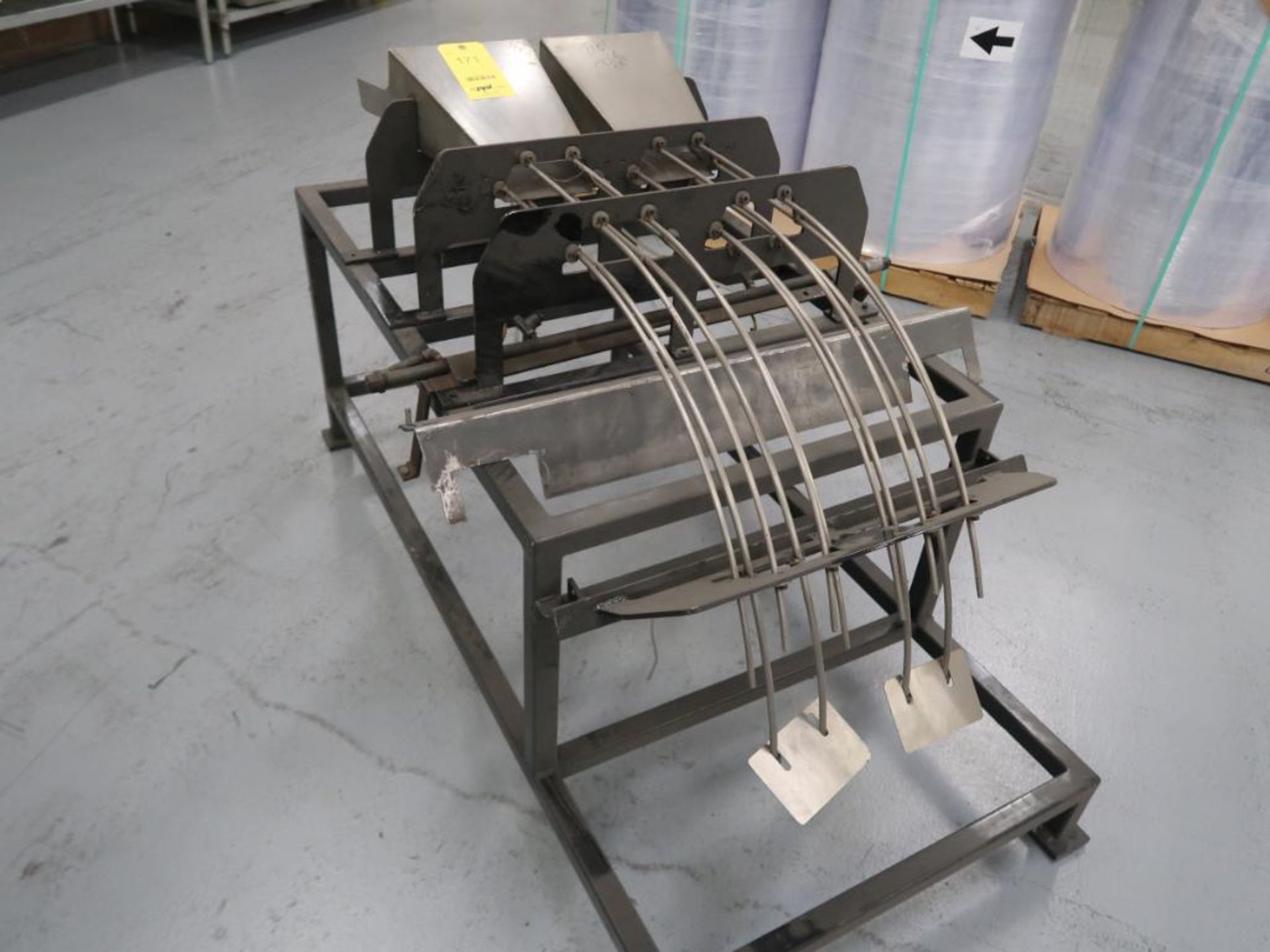 Fixture for Pie Plate Stacker (LOCATION: 39 PEARCE INDUSTRIAL RD., SHELBYVILLE, KY 40065)