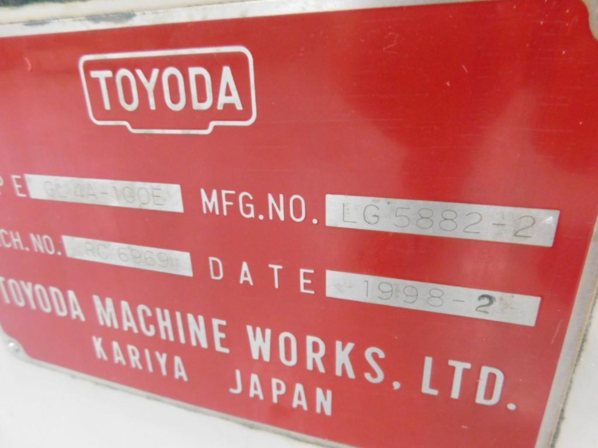 1998 Toyoda GL 4A-100E CNC Universal Cylindrical Grinder, Toyoda GC 32 Control, 12.6" Swing, 16" x 3 - Image 9 of 10