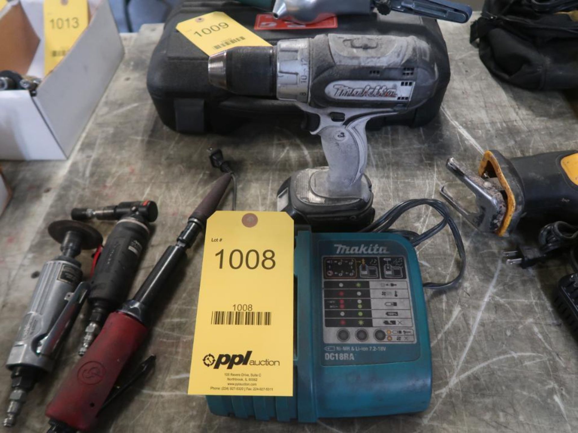 LOT: Makita Drill 18V, Charger, (1) Battery (LOCATION: 4600 BELOIT DR., SACRAMENTO, CA 95838)