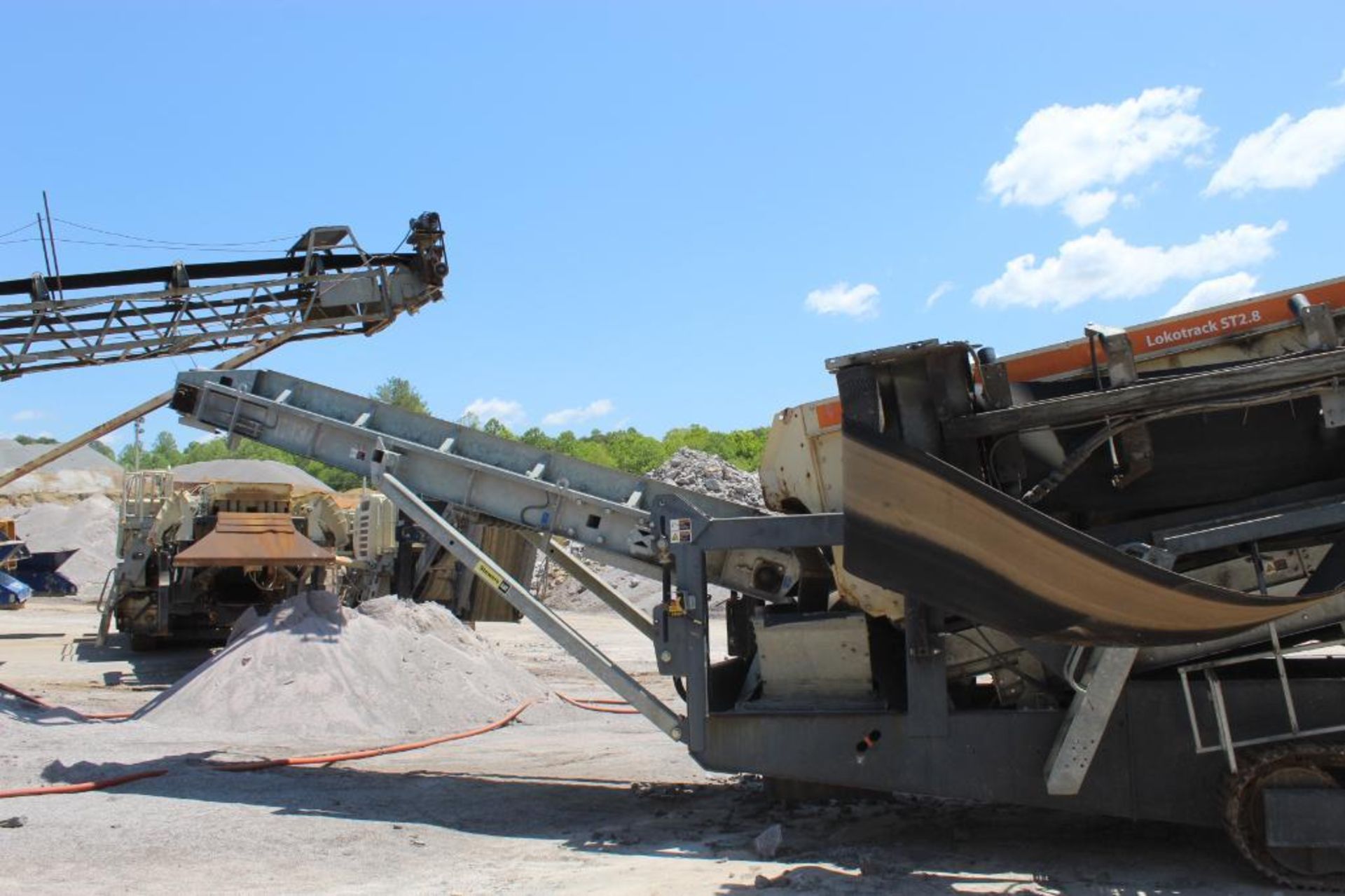 2018 Metso Mineral Lokotrack ST 2.8 Mobile Scalping Screen, Track Remote Control Movement, S/N 79728 - Image 5 of 8