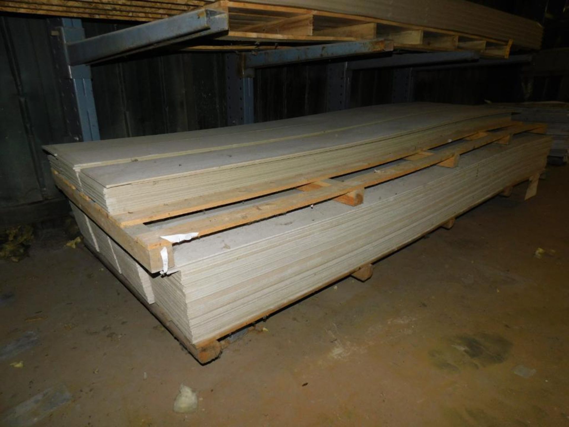 LOT: (180) Hardie Plank .31 x 12 x 144" Cedarmill Siding