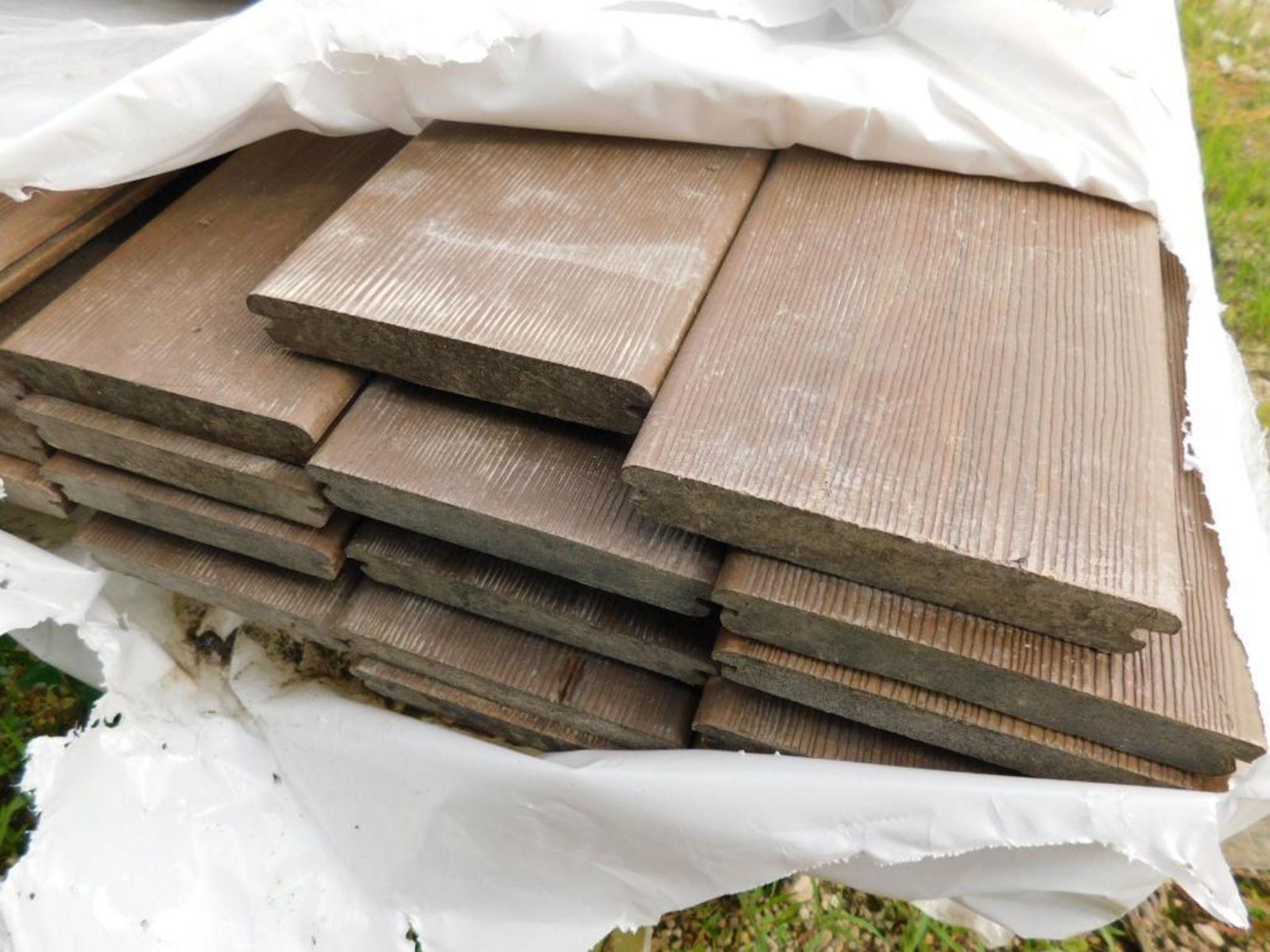 LOT: Assorted Composite Decking (SOME DAMAGED) - Image 6 of 6