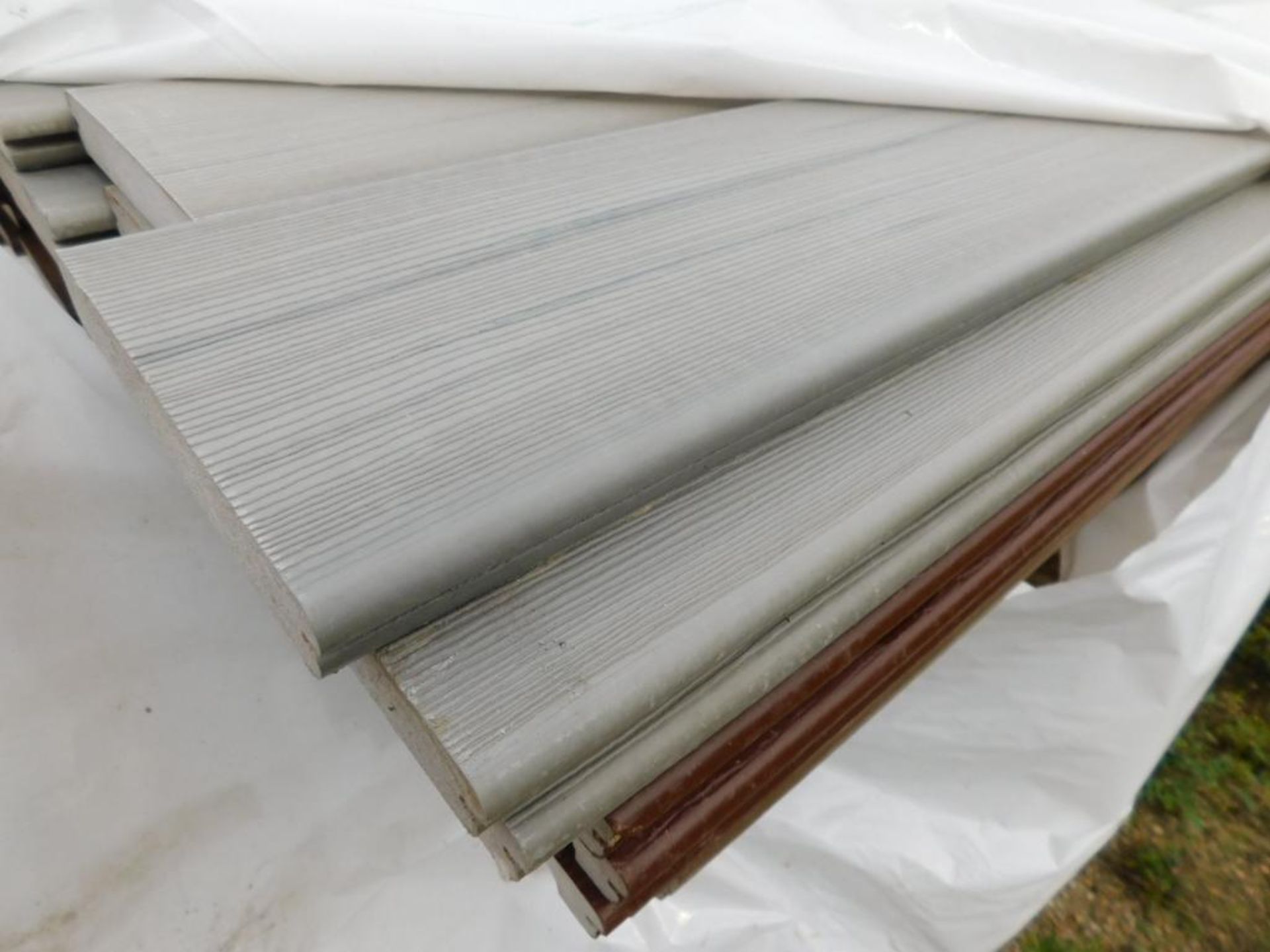 LOT: Assorted Composite Decking (SOME DAMAGED) - Image 4 of 5