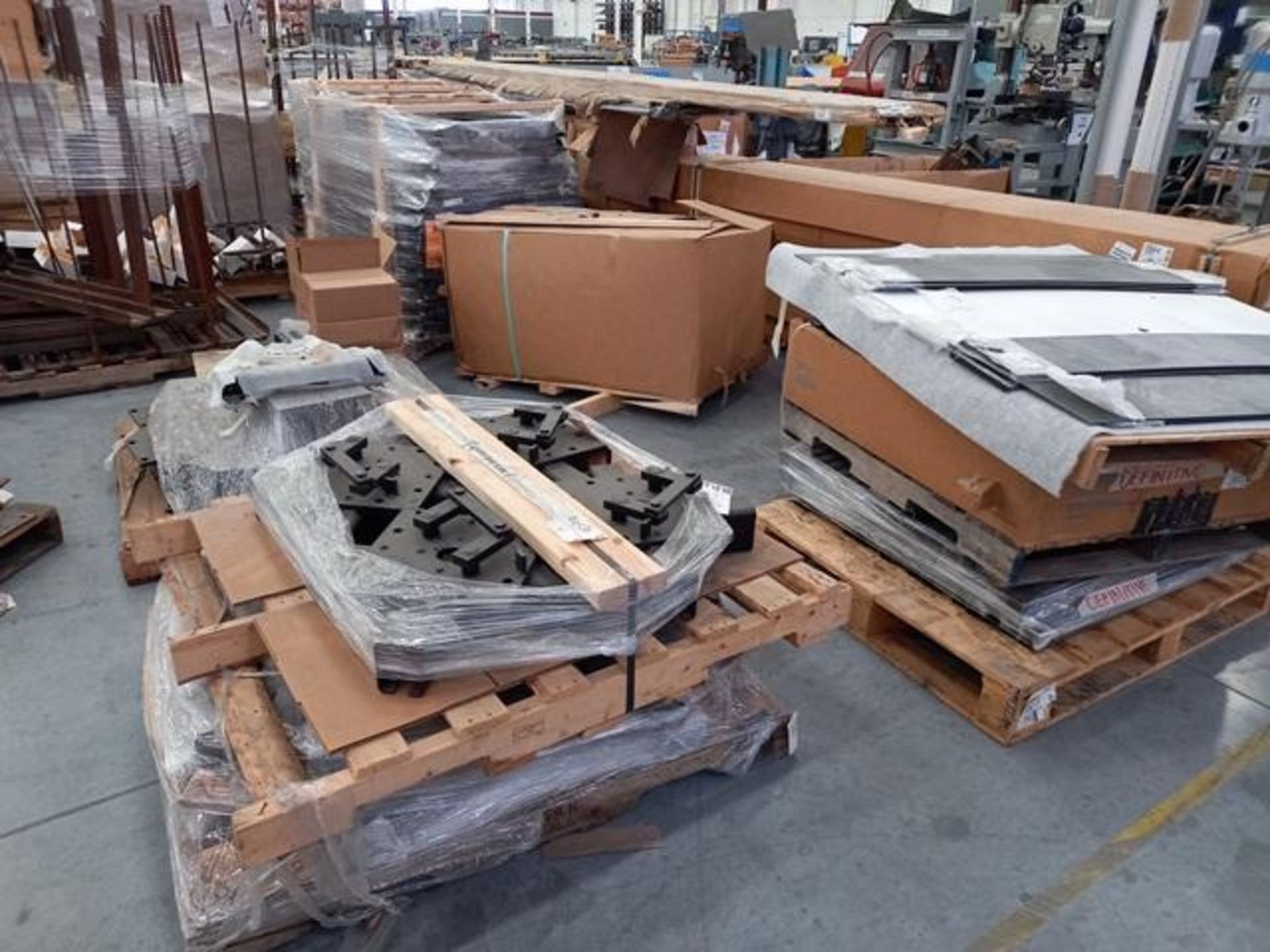 LOT: (100 approx.) Pallets of Assorted Materials Which Include, Metal Parts for Screens, Aluminum - Image 11 of 148