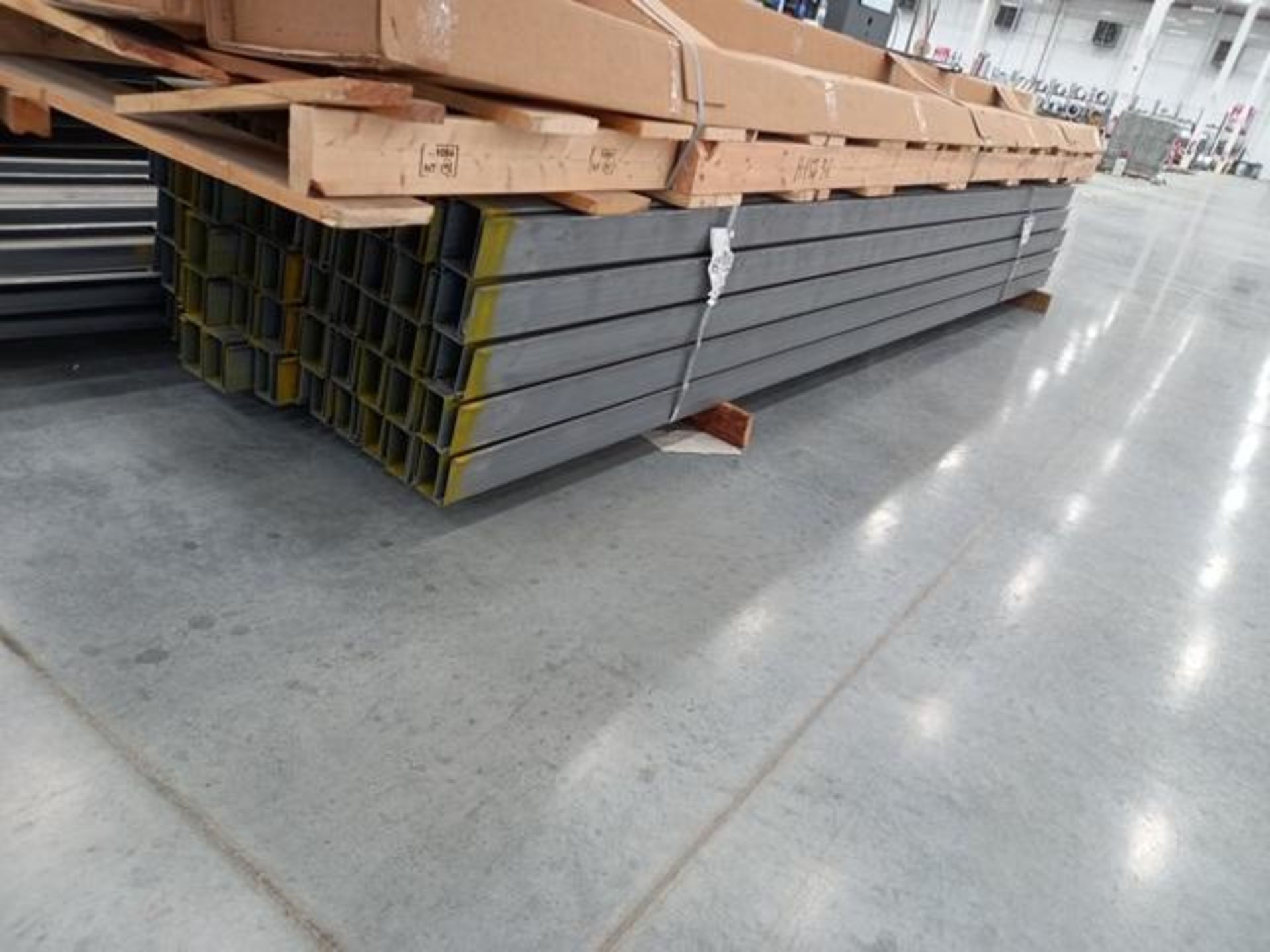 LOT: (30 approx.) Pallets, w/Aluminum Profile, Metal Canelta, Parts for Screens, Foam Boards, - Image 12 of 34