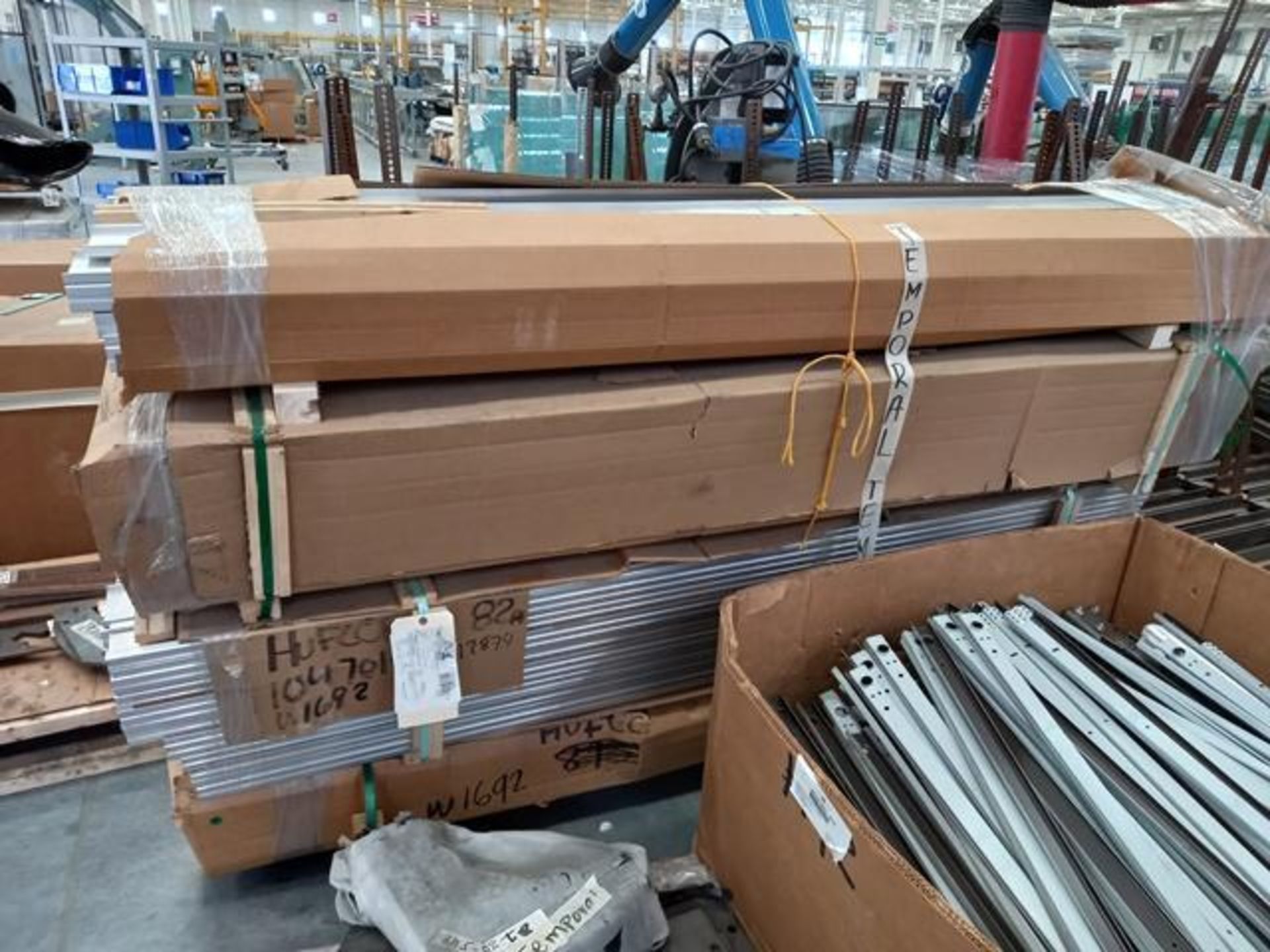 LOT: (100 approx.) Pallets of Assorted Materials Which Include, Metal Parts for Screens, Aluminum - Image 29 of 148