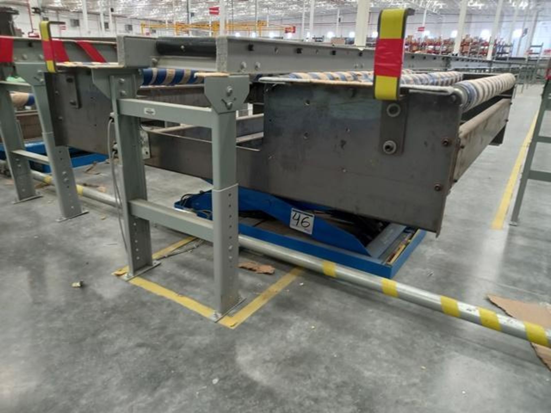 Bishamon L2K-3648 Scissor Lift Table: 2,000 Pounds, Table Size: 36" X 48" (Tag: Huf15824) (Location: - Image 5 of 5