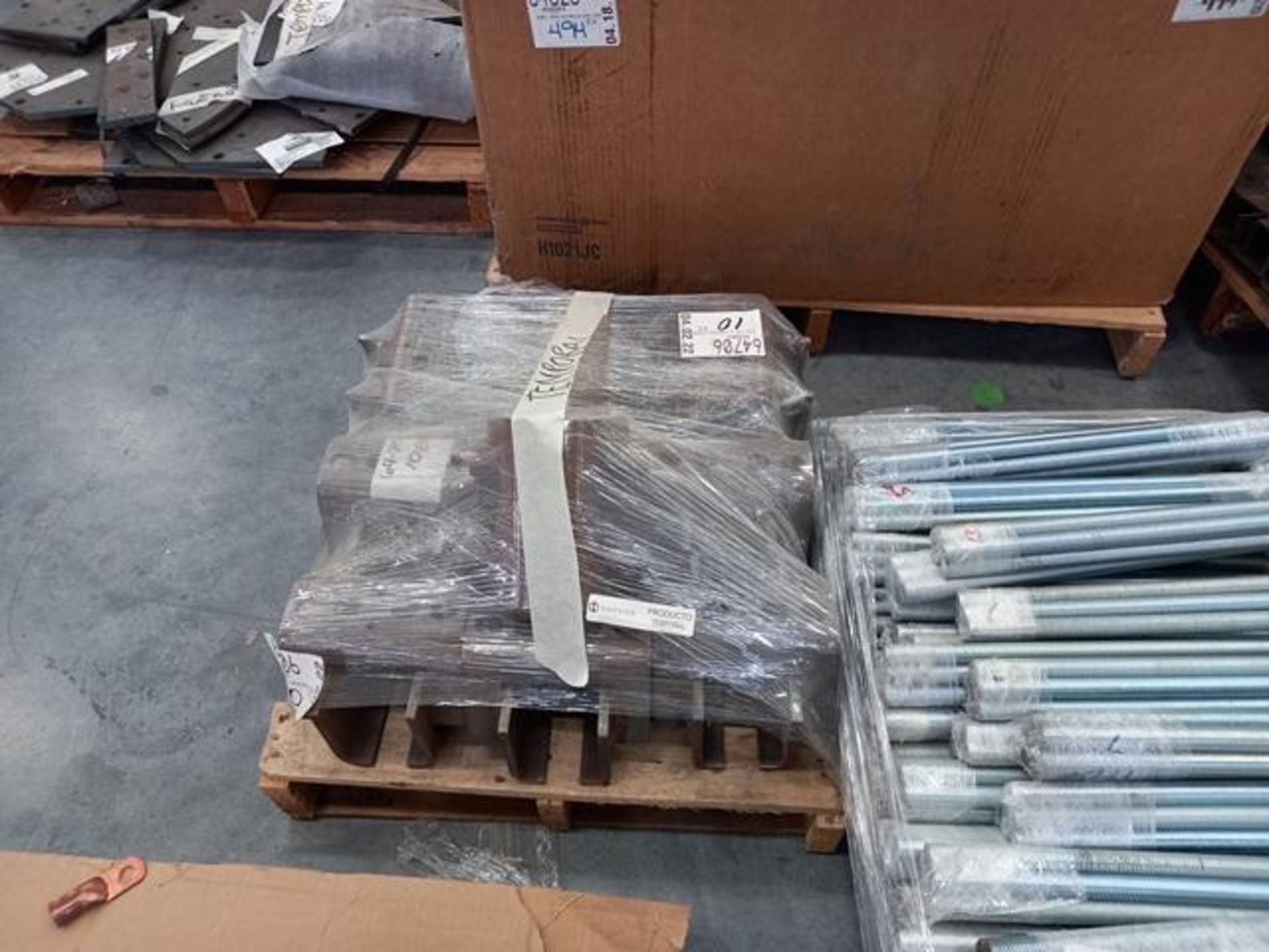 LOT: (100 approx.) Pallets of Assorted Materials Which Include, Metal Parts for Screens, Aluminum - Image 27 of 148