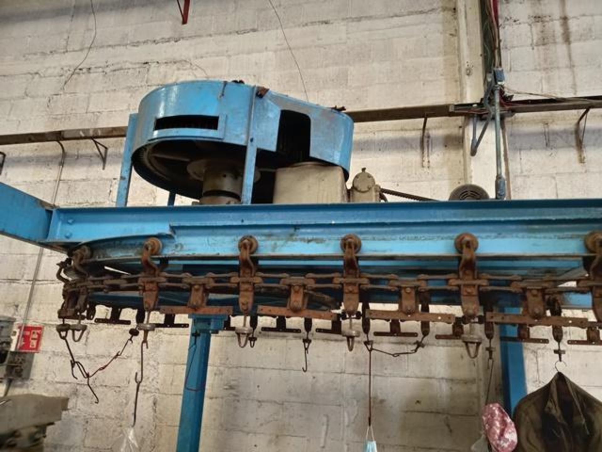 Binks Painting Cabinet: Composed of a Carbon Steel Chain Conveyor Approximately 13m Length, Cab - Image 10 of 15