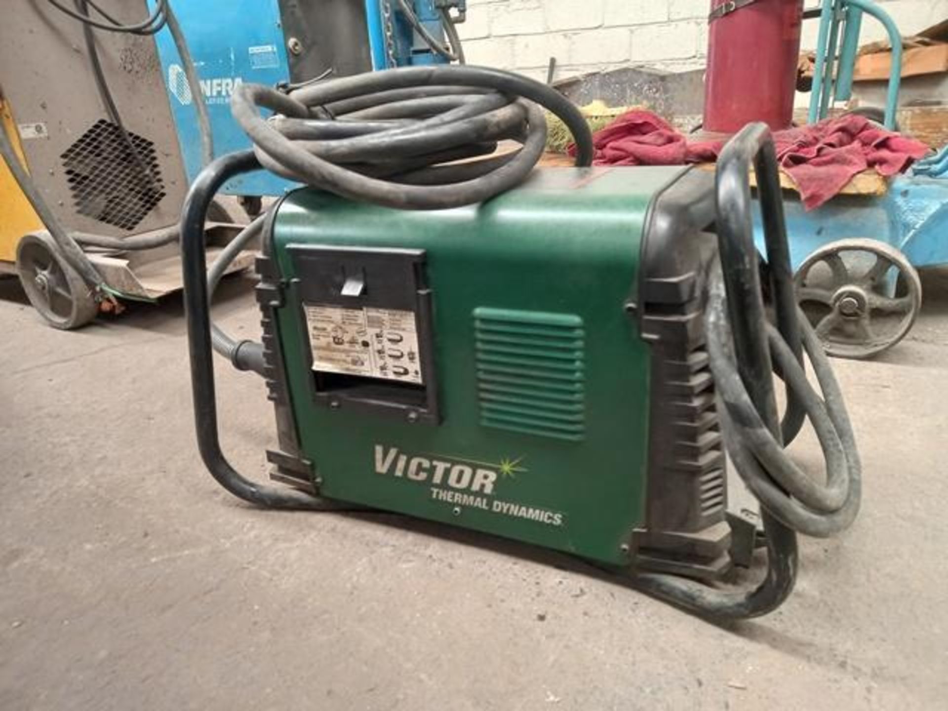 Victor Cutmaster 52 Welding Machine, S/N: 1835034403: Cutting Capacity of 1/2 In (12 Mm) Cuts Mild - Image 4 of 9