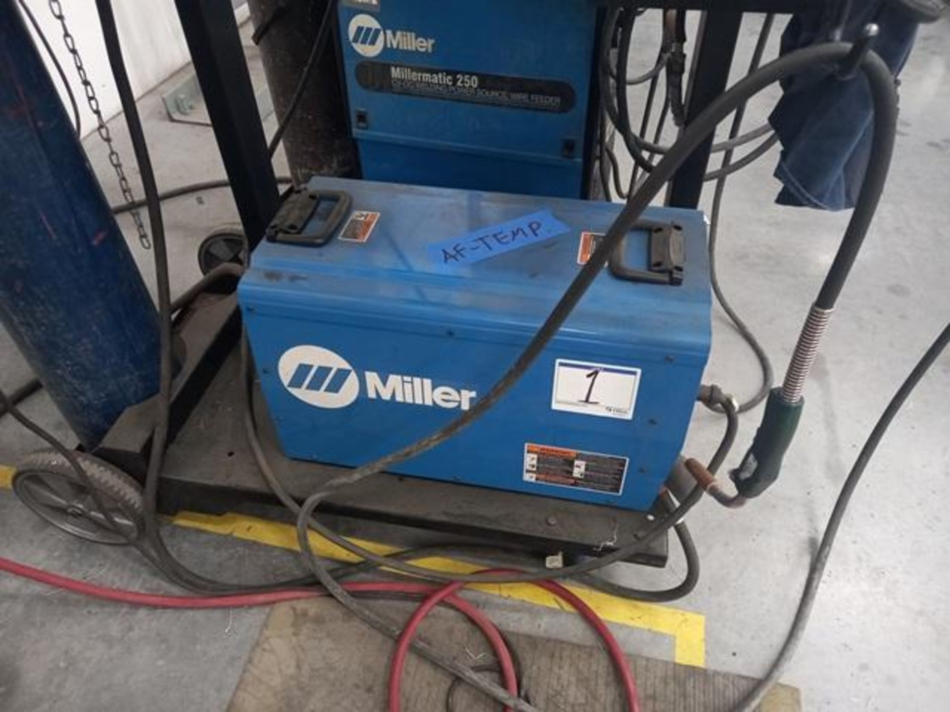 Miller XMT 450 Micro Welding Machine, S/N: MG520040U, MG502529U: 220/230/240v (Tag: Huf15766) - Image 6 of 6