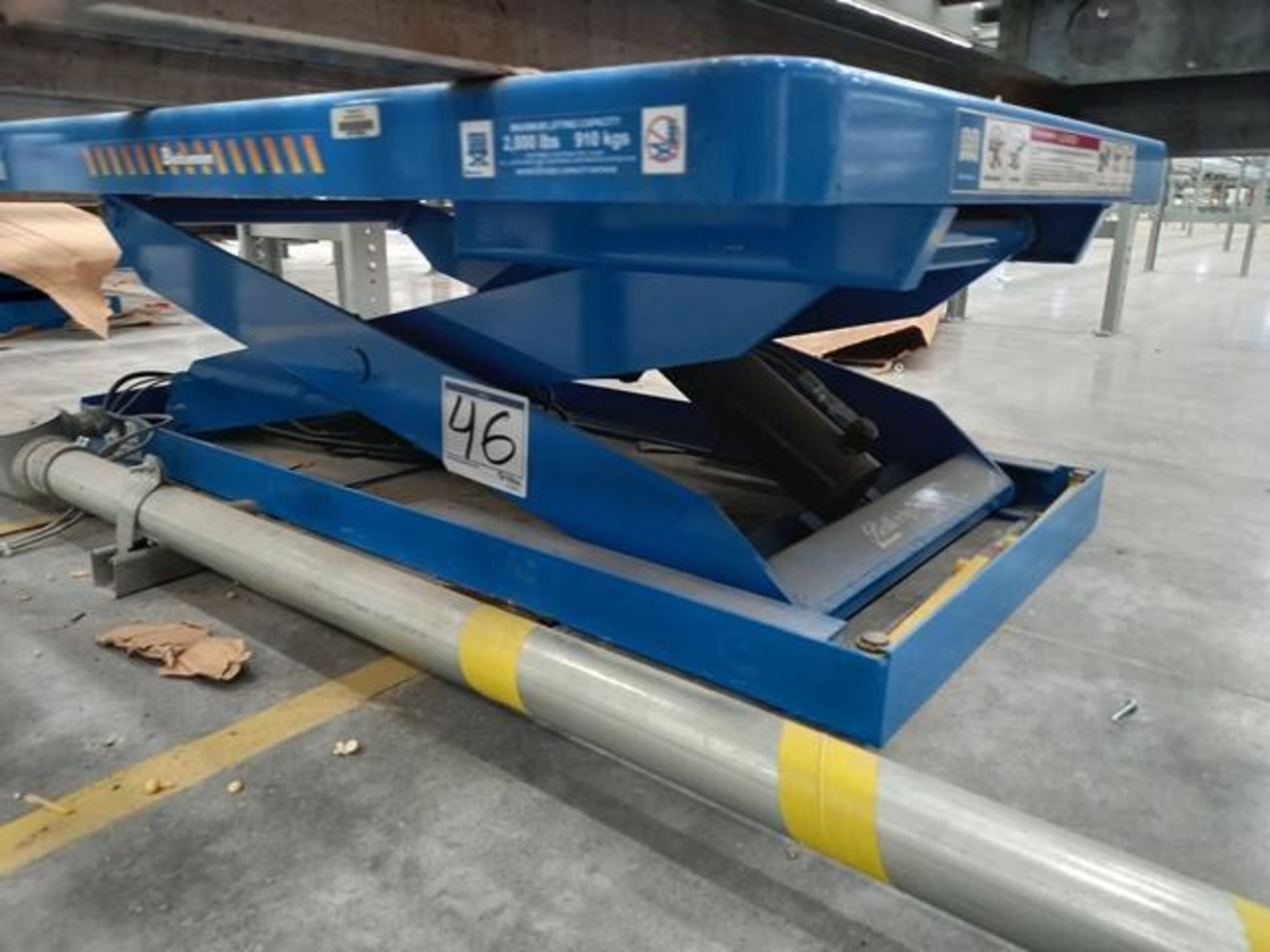 Bishamon L2K-3648 Scissor Lift Table: 2,000 Pounds, Table Size: 36" X 48" (Tag: Huf15824) (Location: - Image 3 of 5