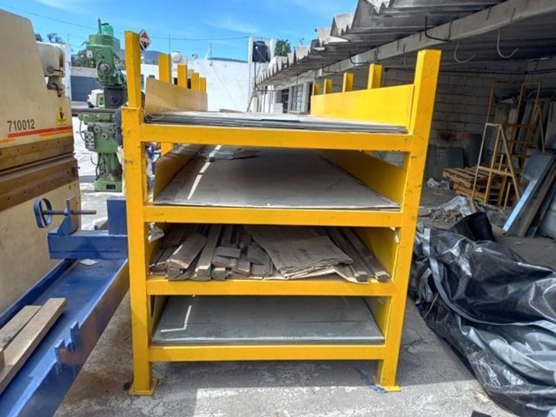 LOT: (1) Metal Bracket Metallic Support, for Sheet, Size: 300 x 140 x1 80 Cm, (1) Metal Bracket - Image 3 of 11