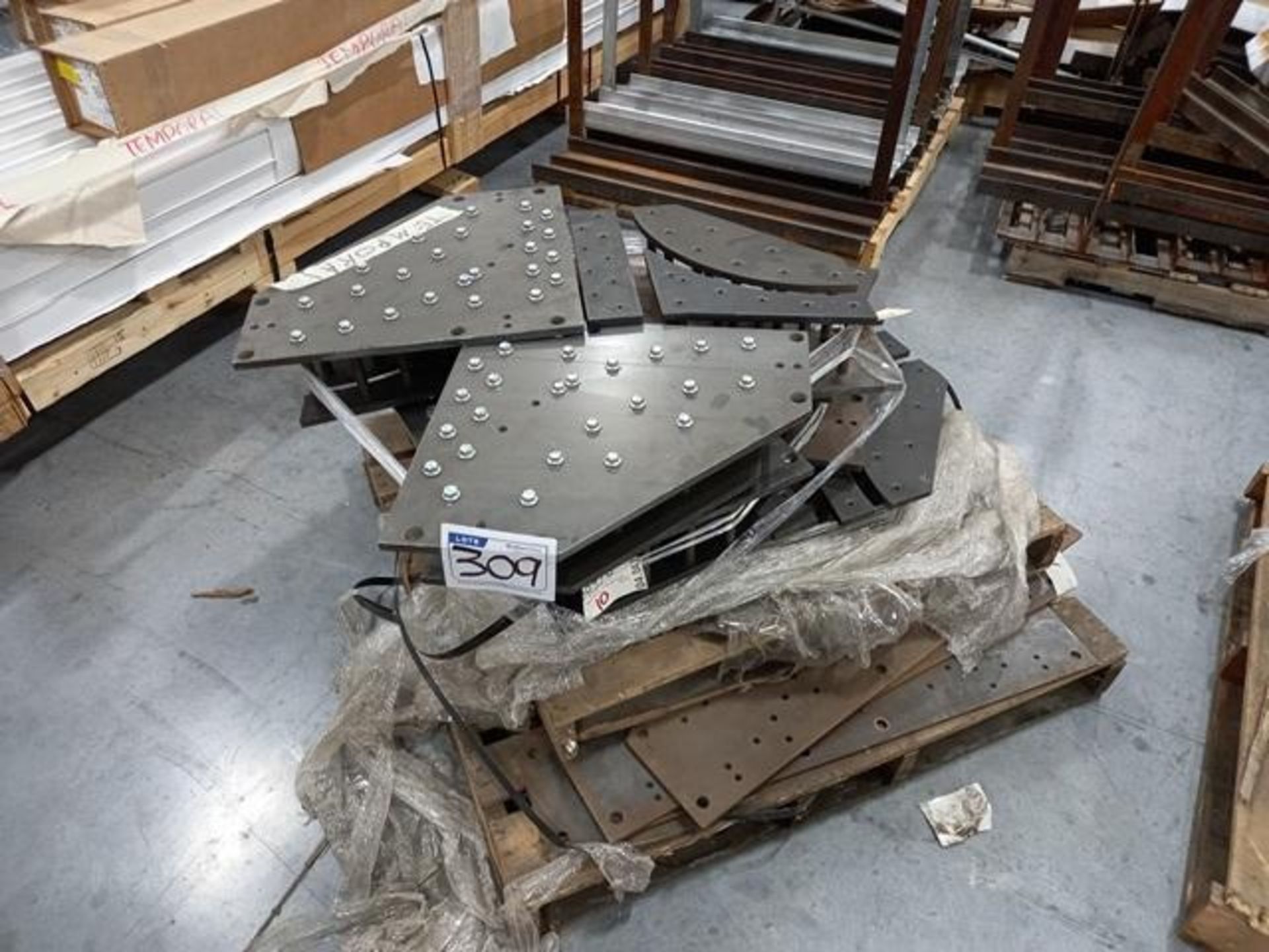 LOT: (100 approx.) Pallets of Assorted Materials Which Include, Metal Parts for Screens, Aluminum - Image 59 of 148
