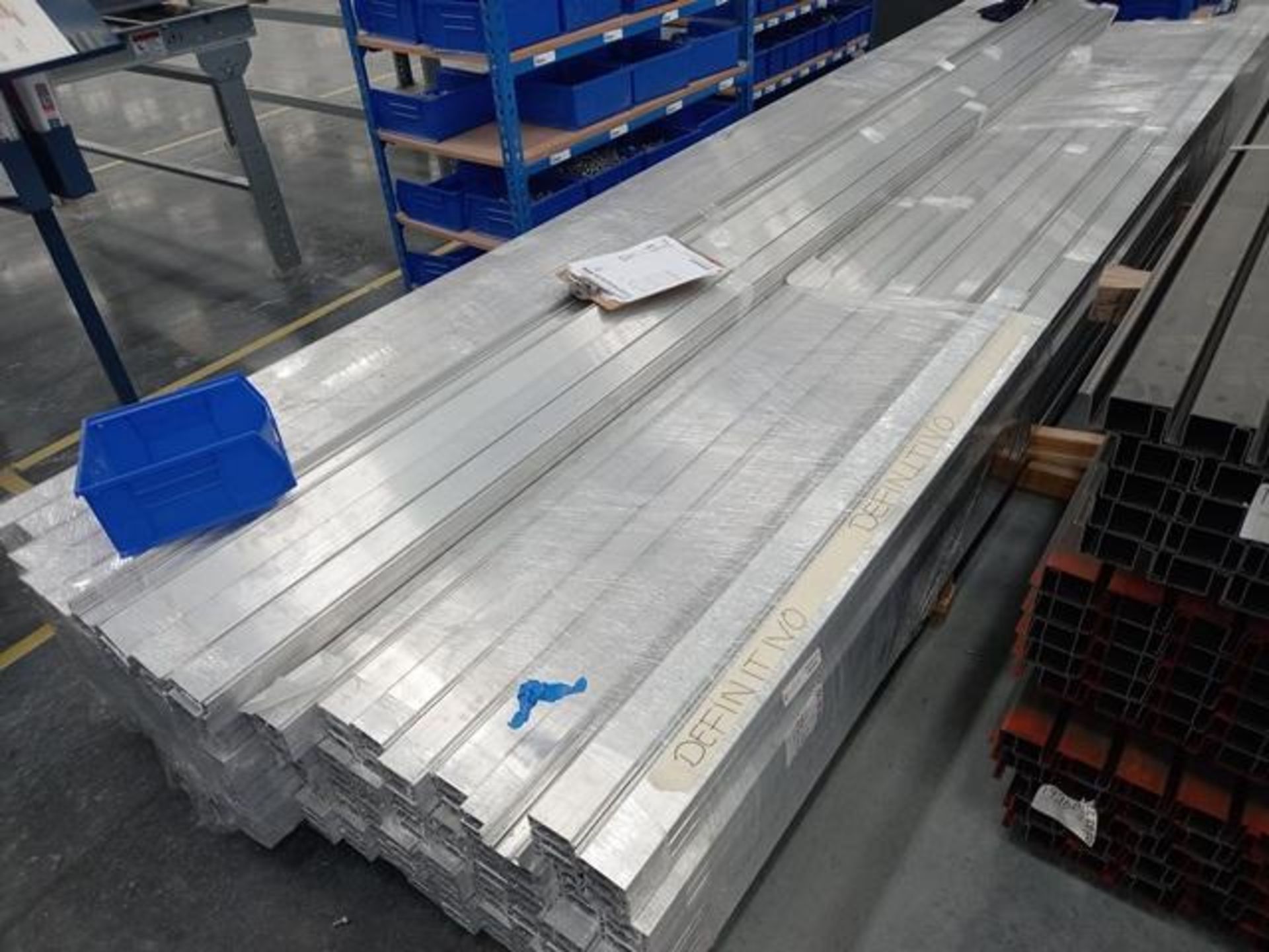 LOT: (30 approx.) Pallets, w/Aluminum Profile, Metal Canelta, Parts for Screens, Foam Boards, - Image 22 of 34