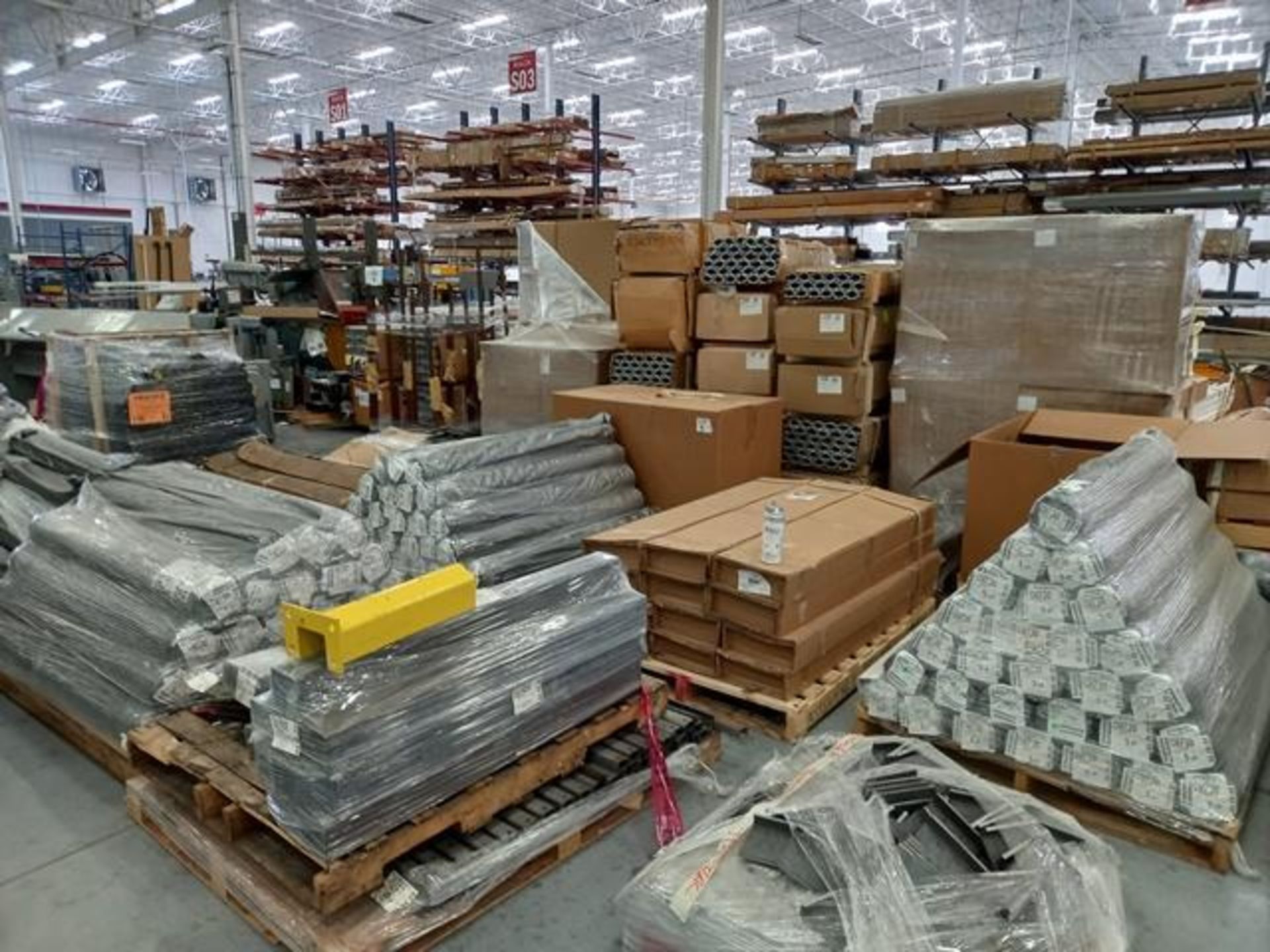 LOT: (100 approx.) Pallets of Assorted Materials Which Include, Metal Parts for Screens, Aluminum - Image 142 of 148