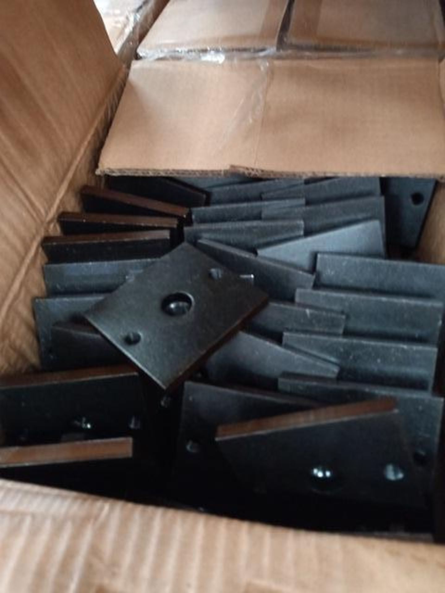 LOT: Miscellaneous Materials And Fittings: (176) Pieces Of End Cap Lw, 64x Ipd 3.125, (324) Pieces - Image 18 of 24