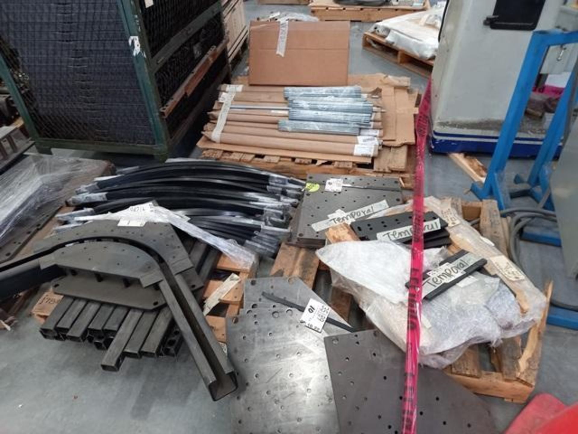 LOT: (100 approx.) Pallets of Assorted Materials Which Include, Metal Parts for Screens, Aluminum - Image 37 of 148