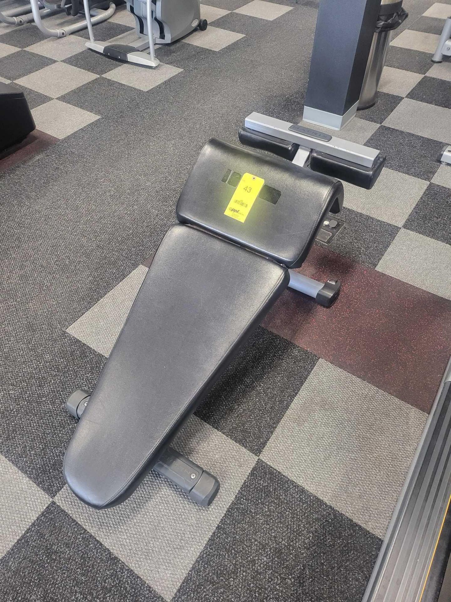 Matrix Model MG-A61-02 Adjustable Decline Bench Max Weight 350 lbs. - Image 3 of 3