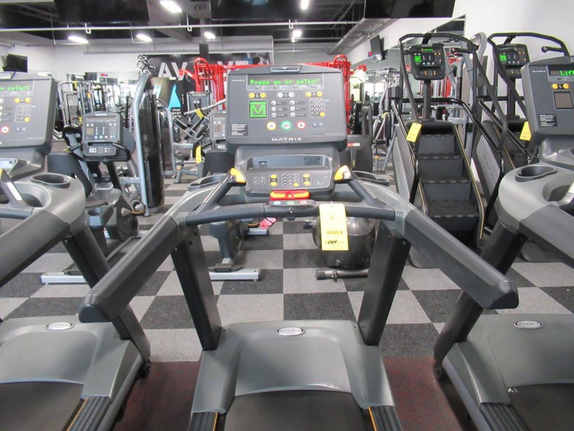 Matrix Ultimate Deck Treadmill, Model T-5XWF-08-C - Image 3 of 5