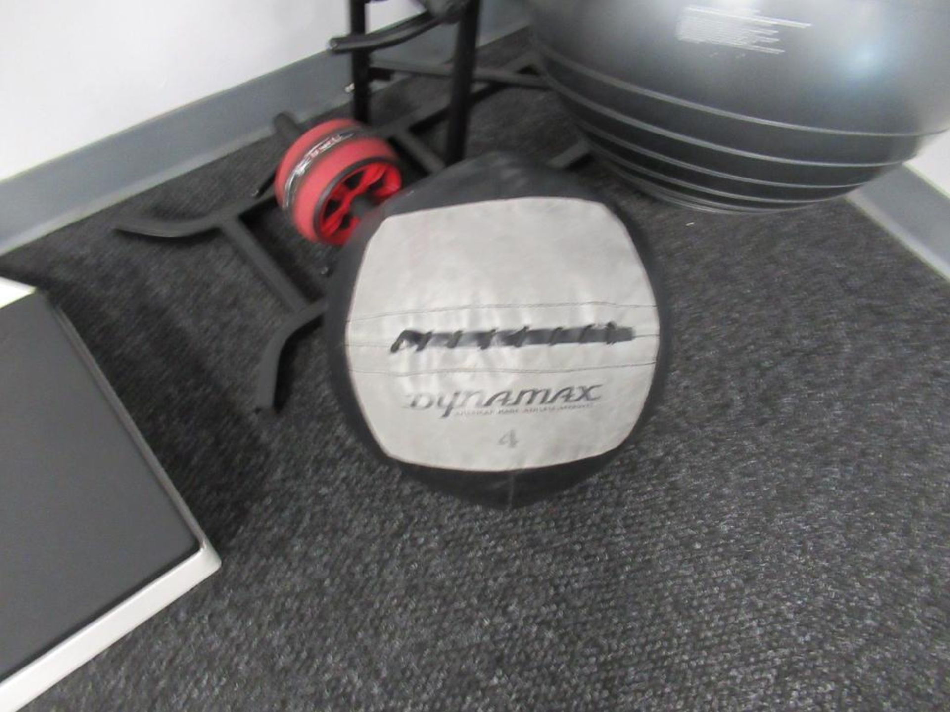 LOT: (3) Spri Stability Balls (45 m, 55 cm, 65 cm), (2) Ab Rollers, Jump Rope and Rack - Image 6 of 9