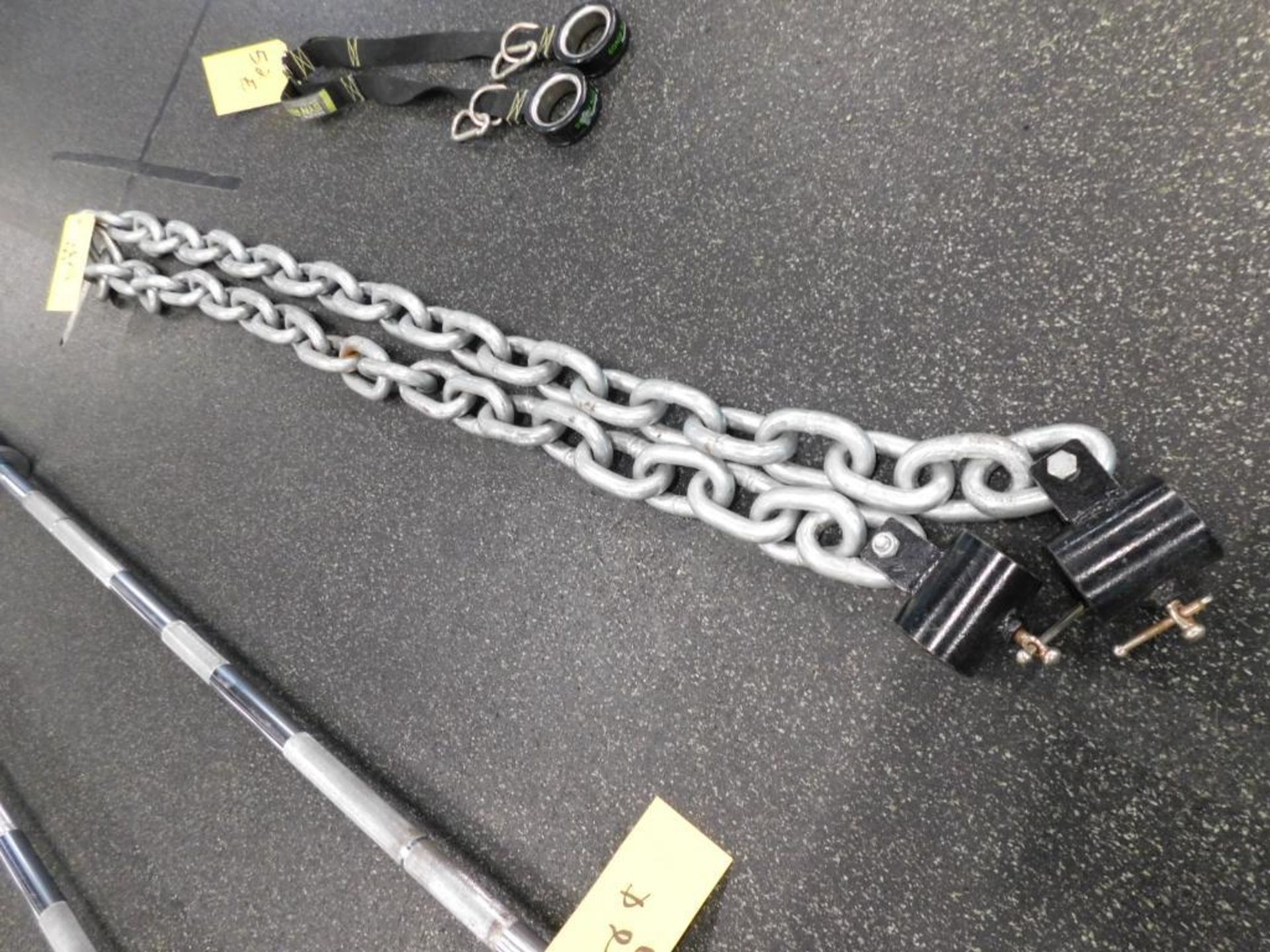 LOT: (2) Weight Lifting Chains