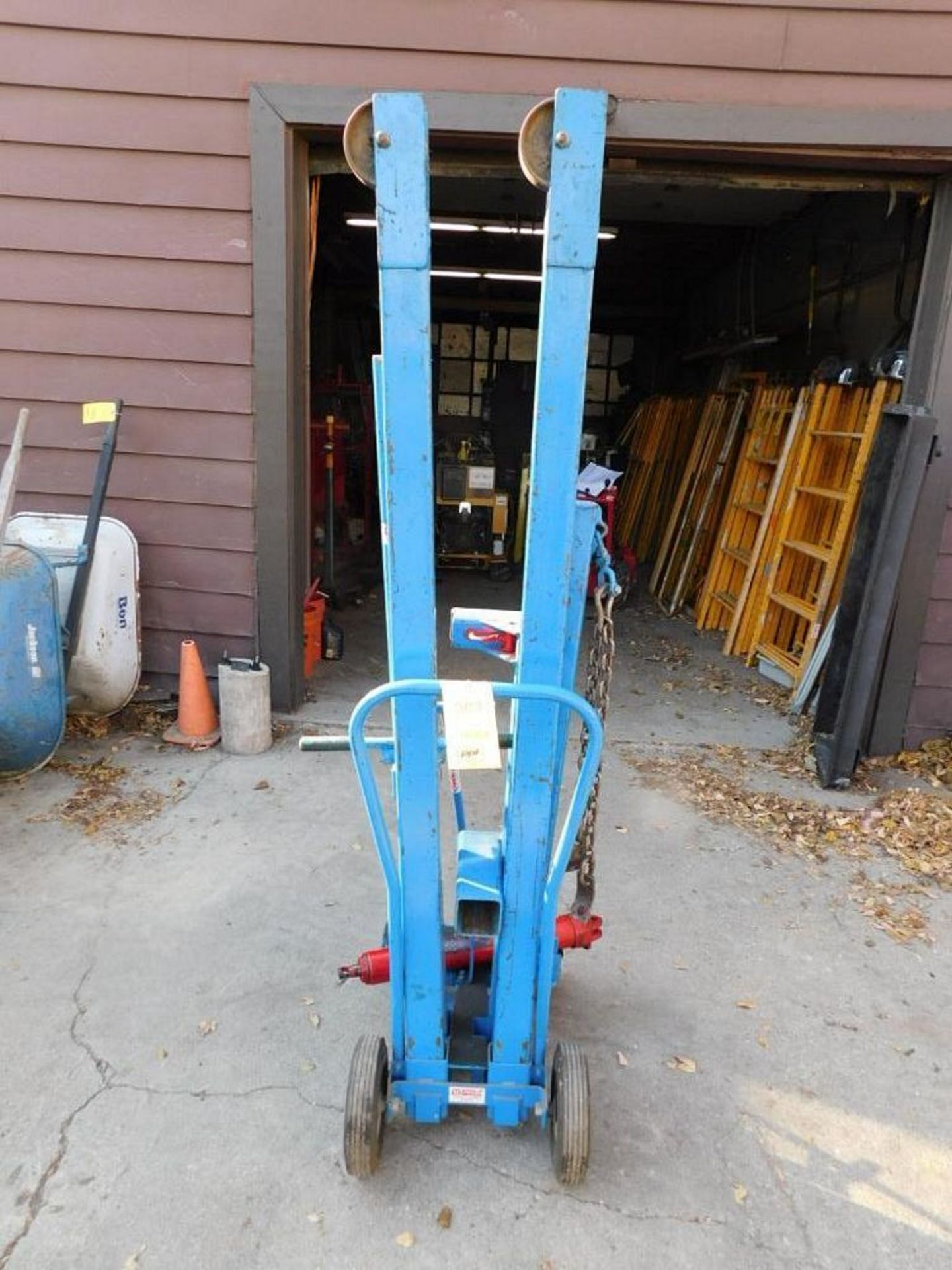 1200 lb. Max Cap. Engine Hoist w/Strongway 3-Ton Hydraulic Long Ram Jack (LOCATION: 318 N. Milwaukee - Image 4 of 5