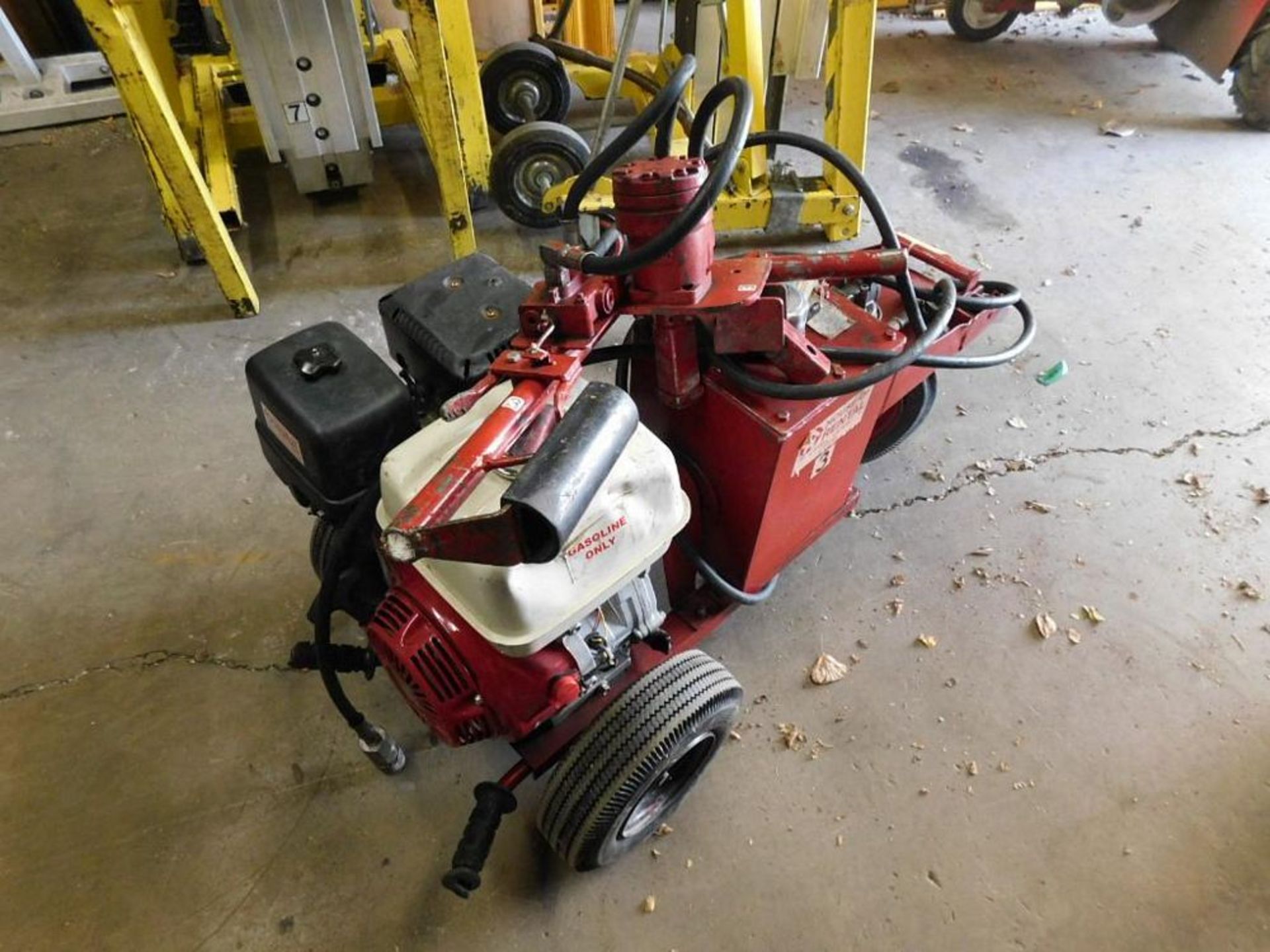 Little Beaver 11 HP Hydrostatic Gas Post Hole Digger w/Honda GX340 Motor and Torque Bar (#03) ( - Image 4 of 5