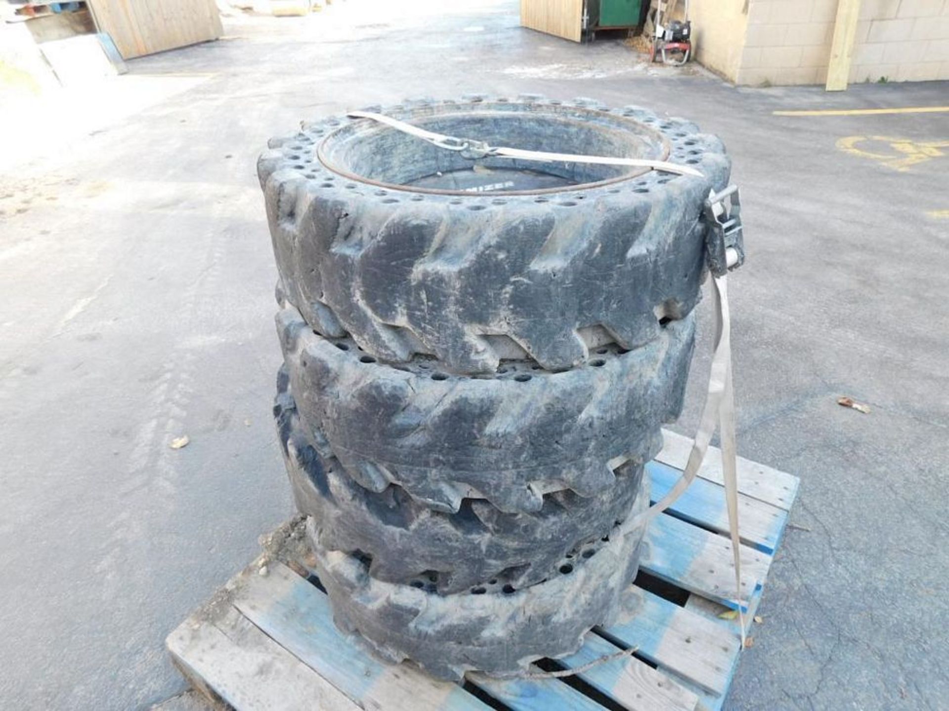 LOT: (4) Maximizer S650 Skid Steer Tires (LOCATION: 318 N. Milwaukee Ave., Wheeling, IL 60090)