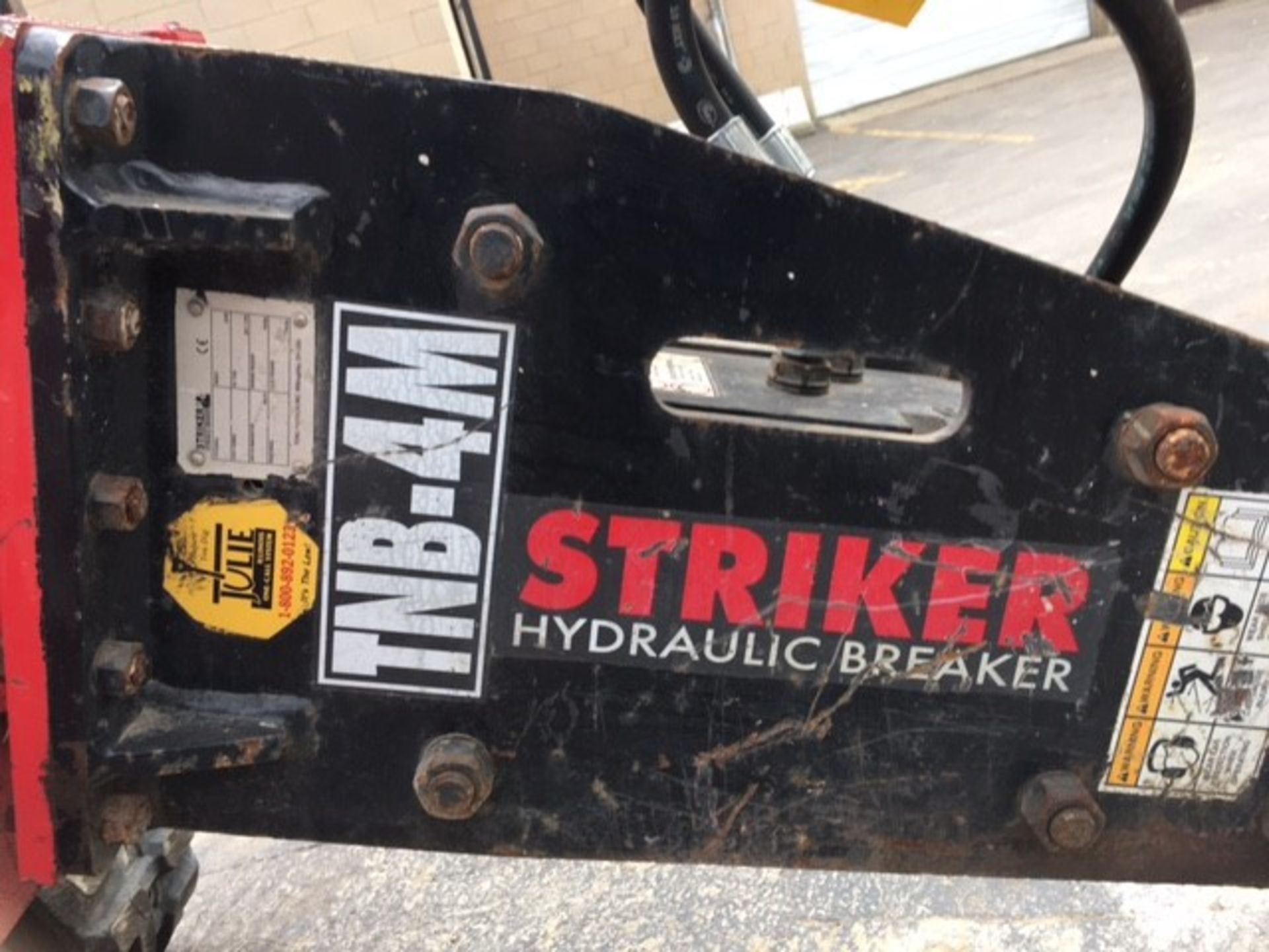 Stiker TNB-4M Hydraulic Breaker Skid Steer Attachment (LOCATION: 318 N. Milwaukee Ave., Wheeling, IL - Bild 3 aus 4