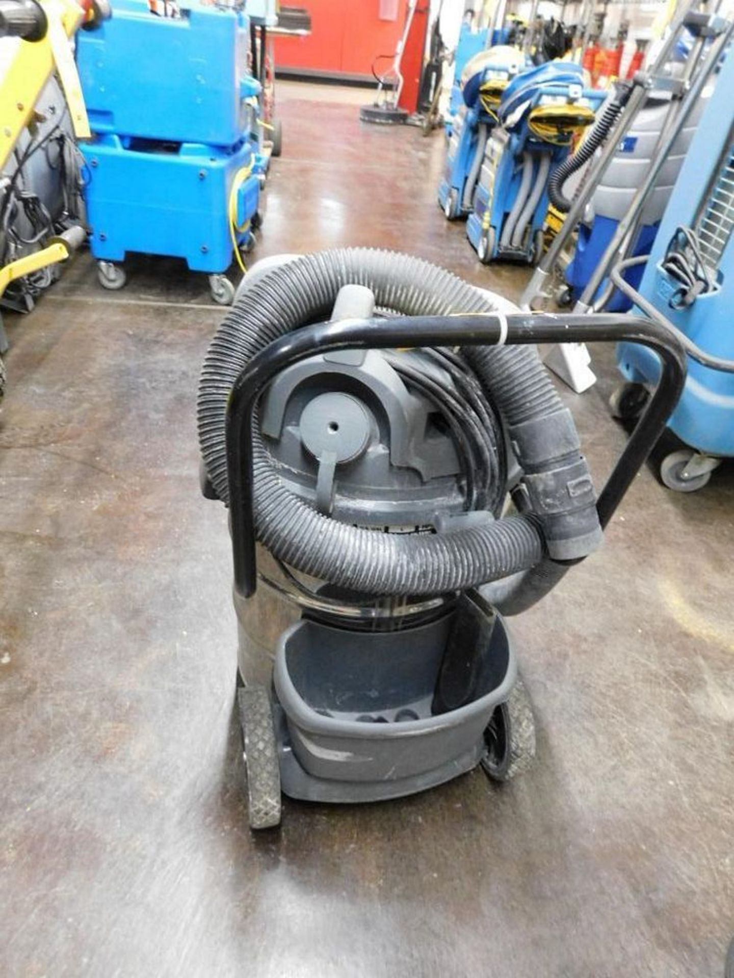 Shop Vac Contractor 16-Gallon Dry Vacuum 6.5 HP (#37) (LOCATION: 318 N. Milwaukee Ave., Wheeling, IL - Image 2 of 4