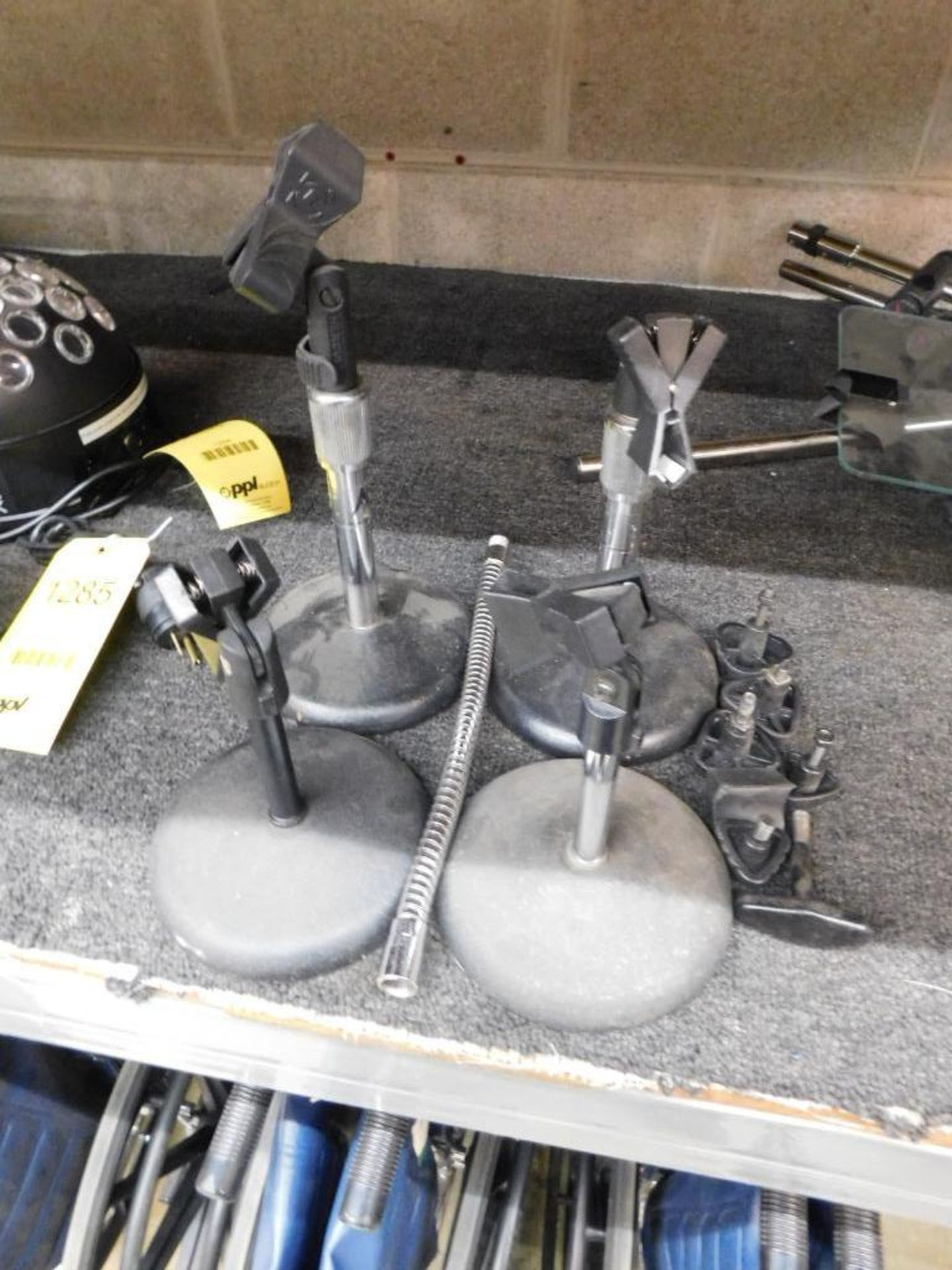 LOT: (4) Table Microphone Stands w/Mic Clips (LOCATION: 1766 Waukegan Rd., Glenview, IL 60025)