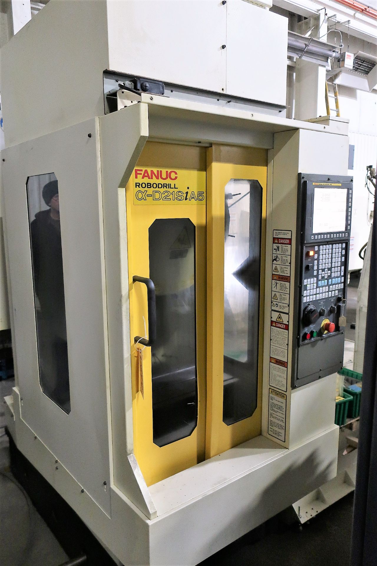 FANUC ROBODRILL ALPHA D21SiA5 CNC HIGH SPEED DRILL TAP VERTICAL MACHINING CNETR, NEW 2013