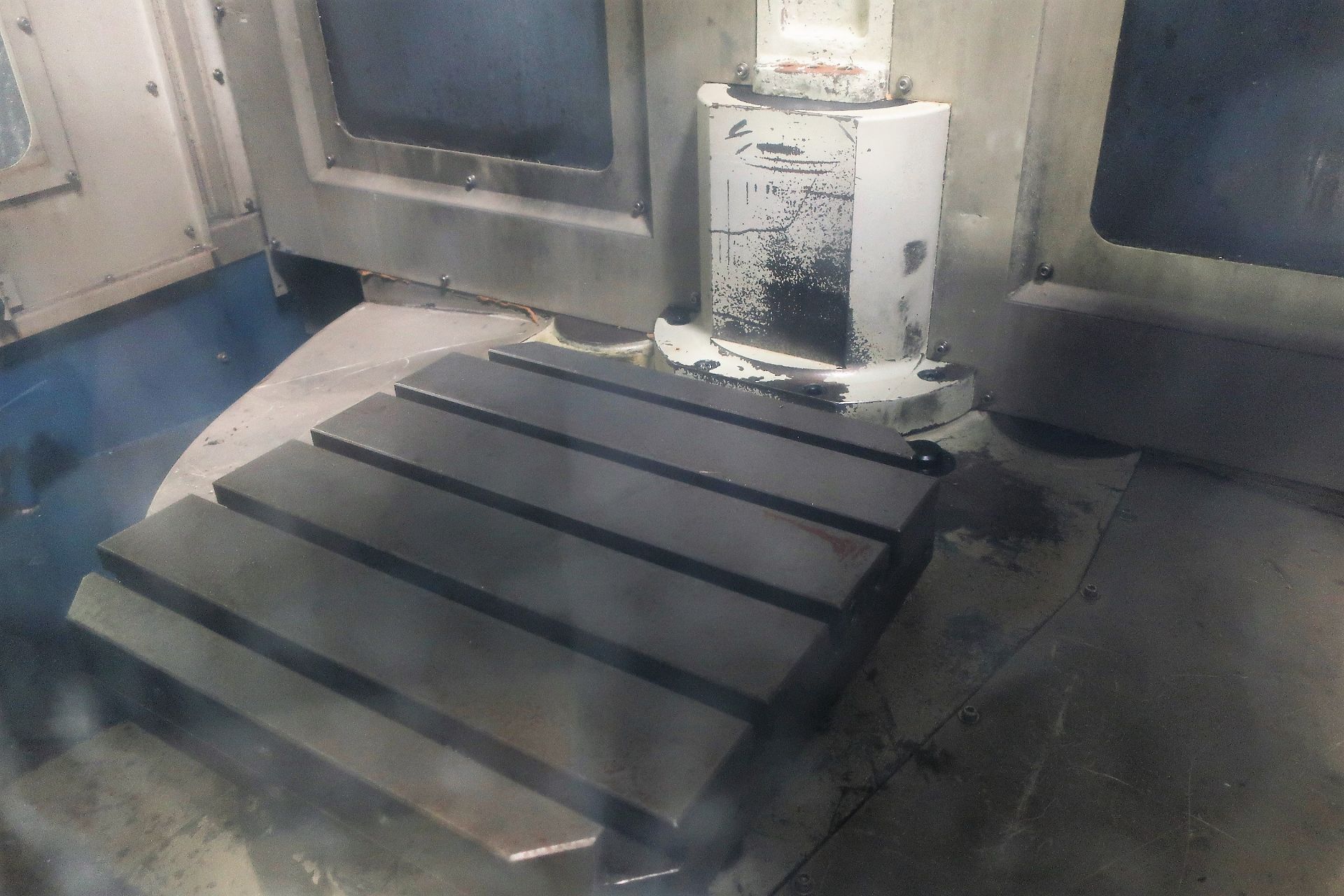 2006 20"X20" DOOSAN DHP-5000 CNC 4-AXIS HORIZONTAL MACHINING CENTER, S/N HP510088 - Image 6 of 13