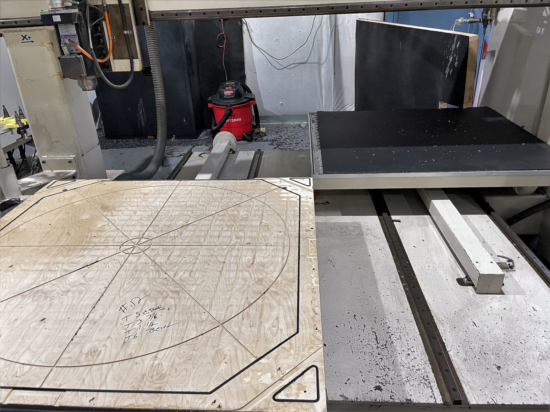 QUINTAX Q3M 3-AXIS DUAL 5X5 TABLES CNC ROUTER, - Image 3 of 10