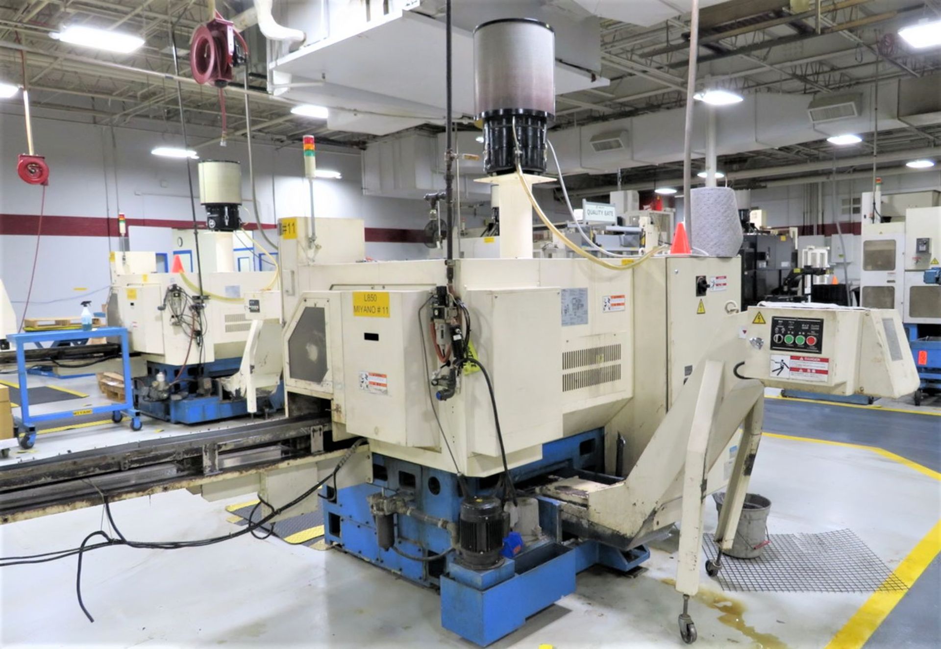 MIYANO LZ-02R CNC 3-AXIS CHUCKER W/ROBOTIC LOADING & LIVE TOOLING, S/N 3XR20010, NEW 2006 - Image 6 of 9
