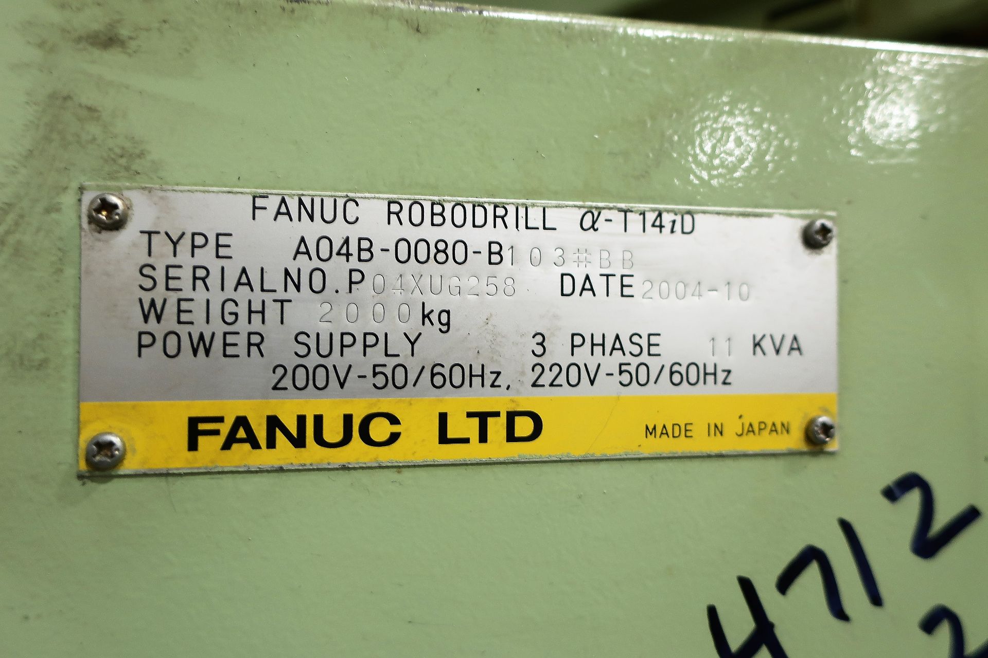 FANUC ROBODRILL ALPHA T14iD 4-AXIS CNC DRILL TAP MACHINING CENTER, S/N 04XUG258, NEW 2004 - Image 10 of 11