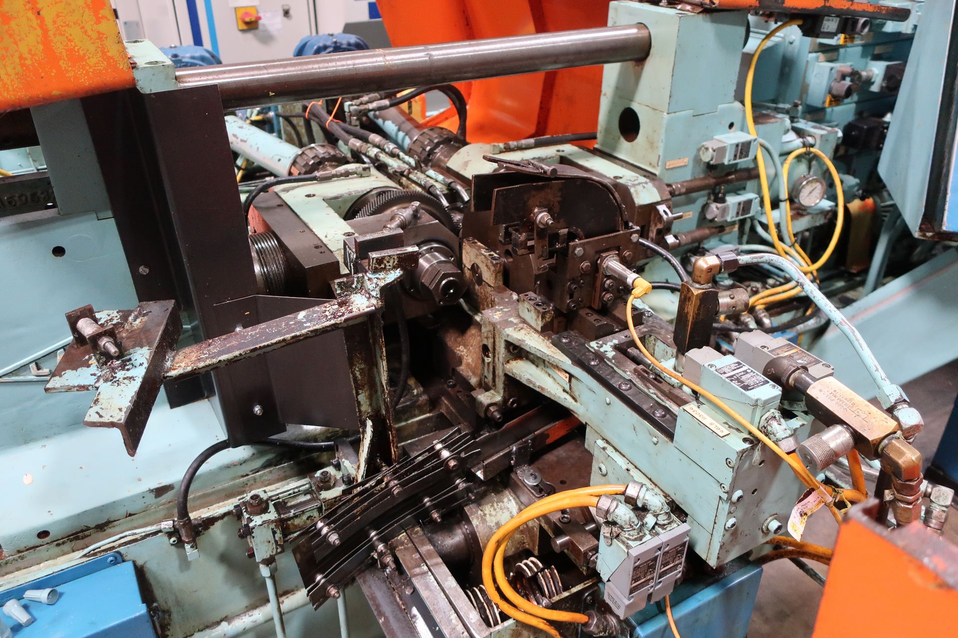 TELEDYNE LANDIS MDL 32TFRG GEAR ROLL FINISHING MACHINE, S/N 32TFRG-49 - Image 8 of 14