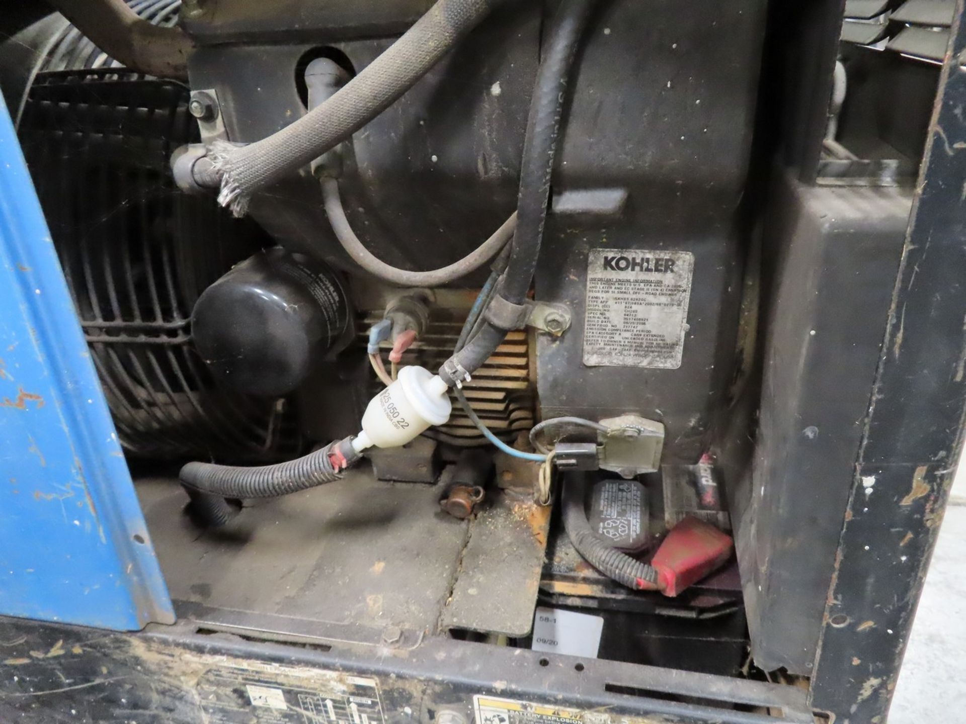 Miller Bobcat 225 CC/CV, AC/DC Welder, 10,000 Watt Generator w/ Cables - Image 5 of 6