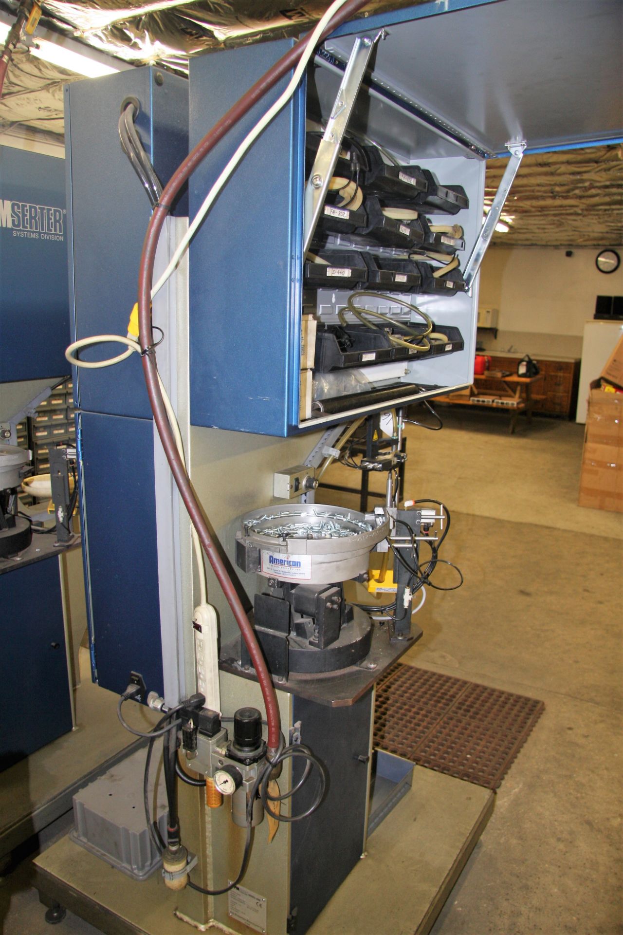 Pemserter Series 2000A Insertion Press with Bowl Feed & Assorted Tooling - Image 6 of 8
