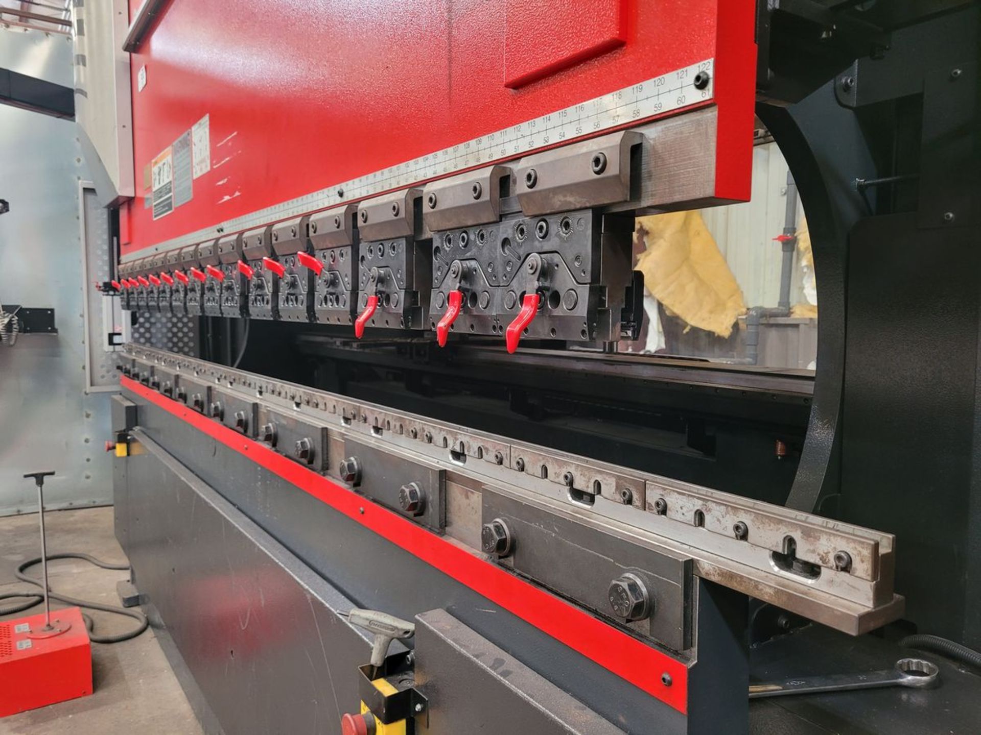 2018 Amada HM1003 110 Ton x 10’2”, 7-Axis CNC Press Brake - Image 7 of 12