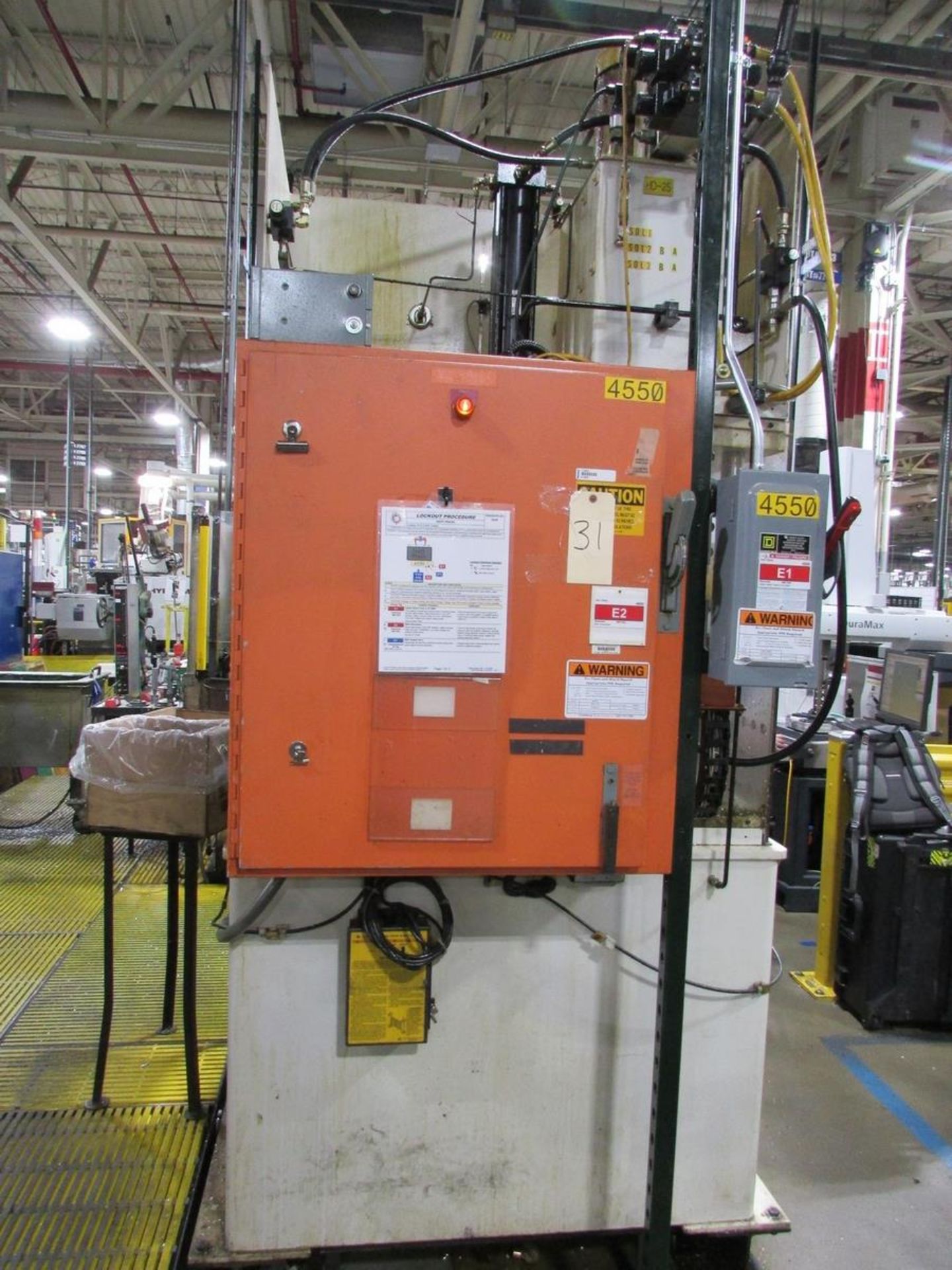 Neff D12-5M 12.44 Ton 4-Post Hydraulic Press - Image 9 of 11