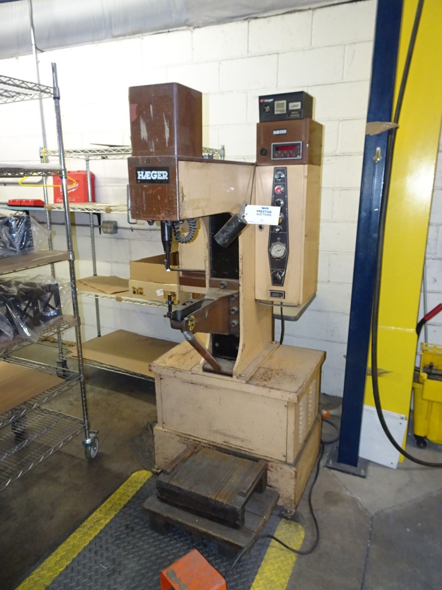 Haeger HP6-B 6 Ton Insertion Press